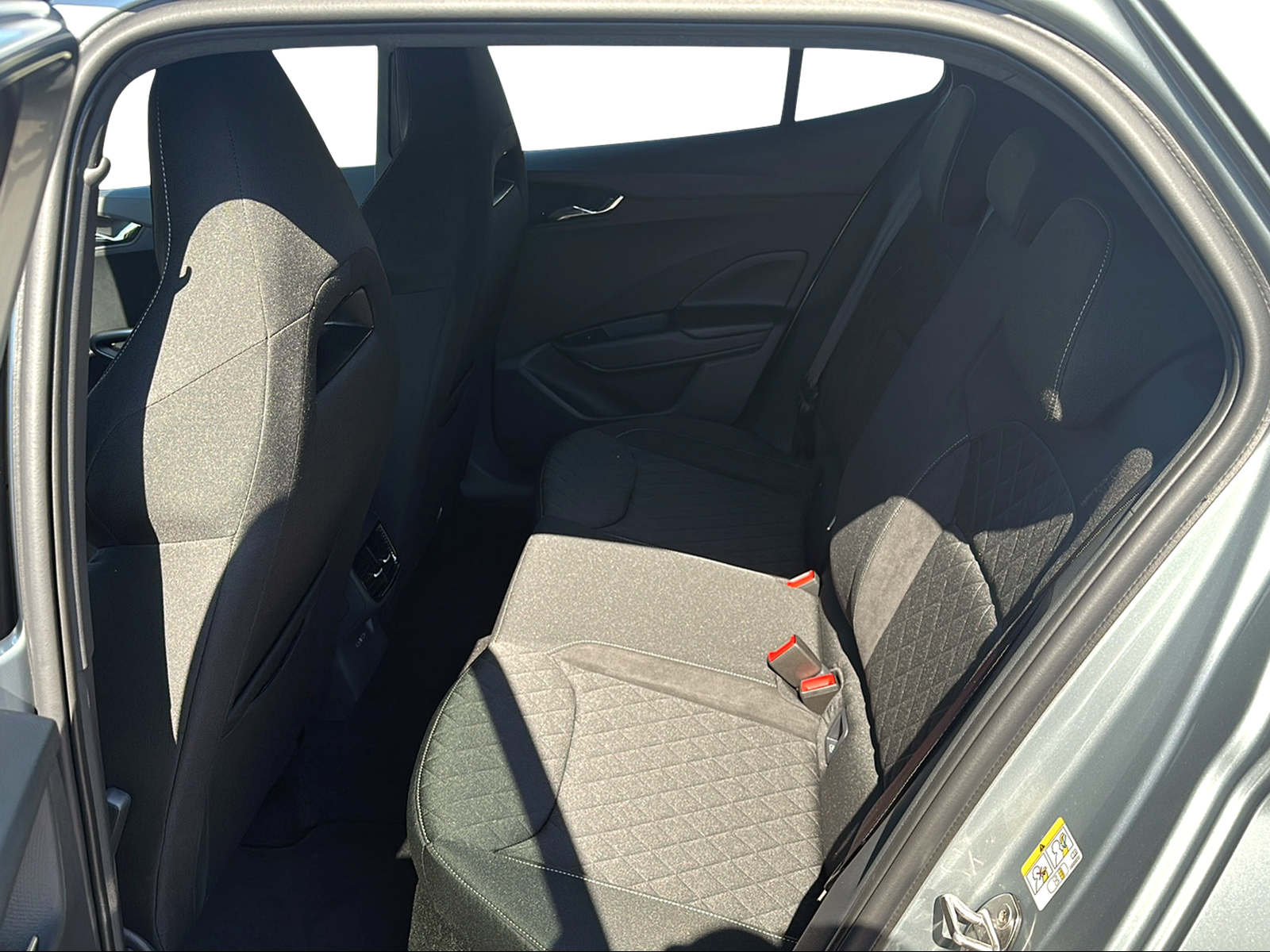 SKODA Fabia 1.0 TSI Dynamic DSG-image-4