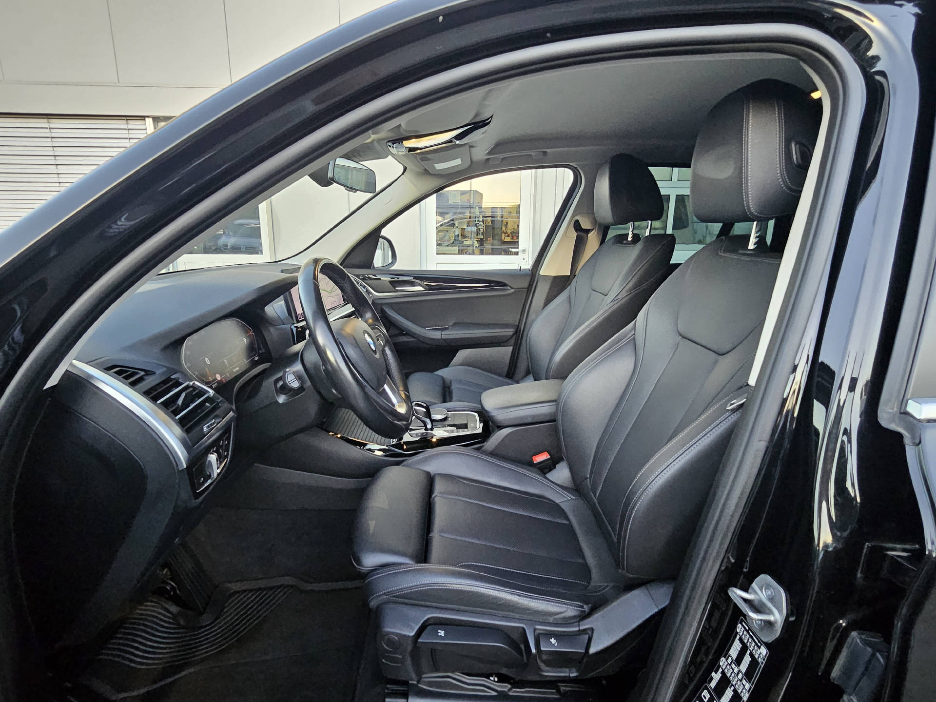 BMW X3 20d xDrive-image-11