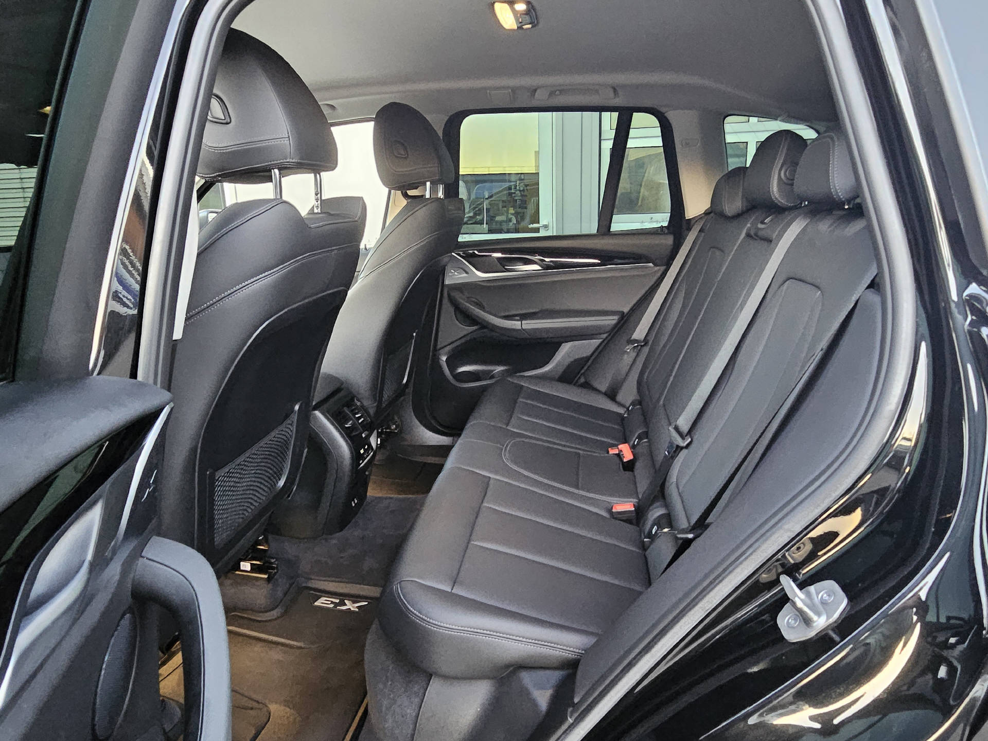 BMW X3 20d xDrive-image-13