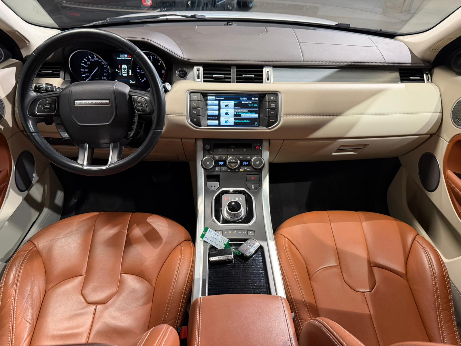 LAND ROVER Range Rover Evoque 2.2 SD4 Dynamic AT6 (CH)-image-24