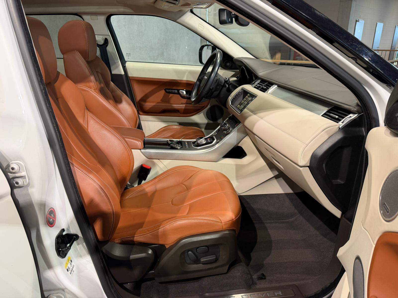 LAND ROVER Range Rover Evoque 2.2 SD4 Dynamic AT6 (CH)-image-12