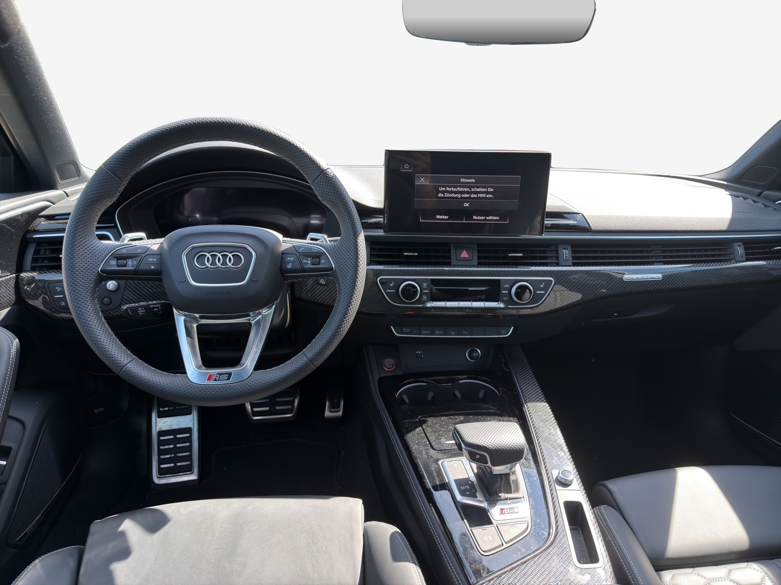AUDI RS4 Avant quattro tiptronic-image-8