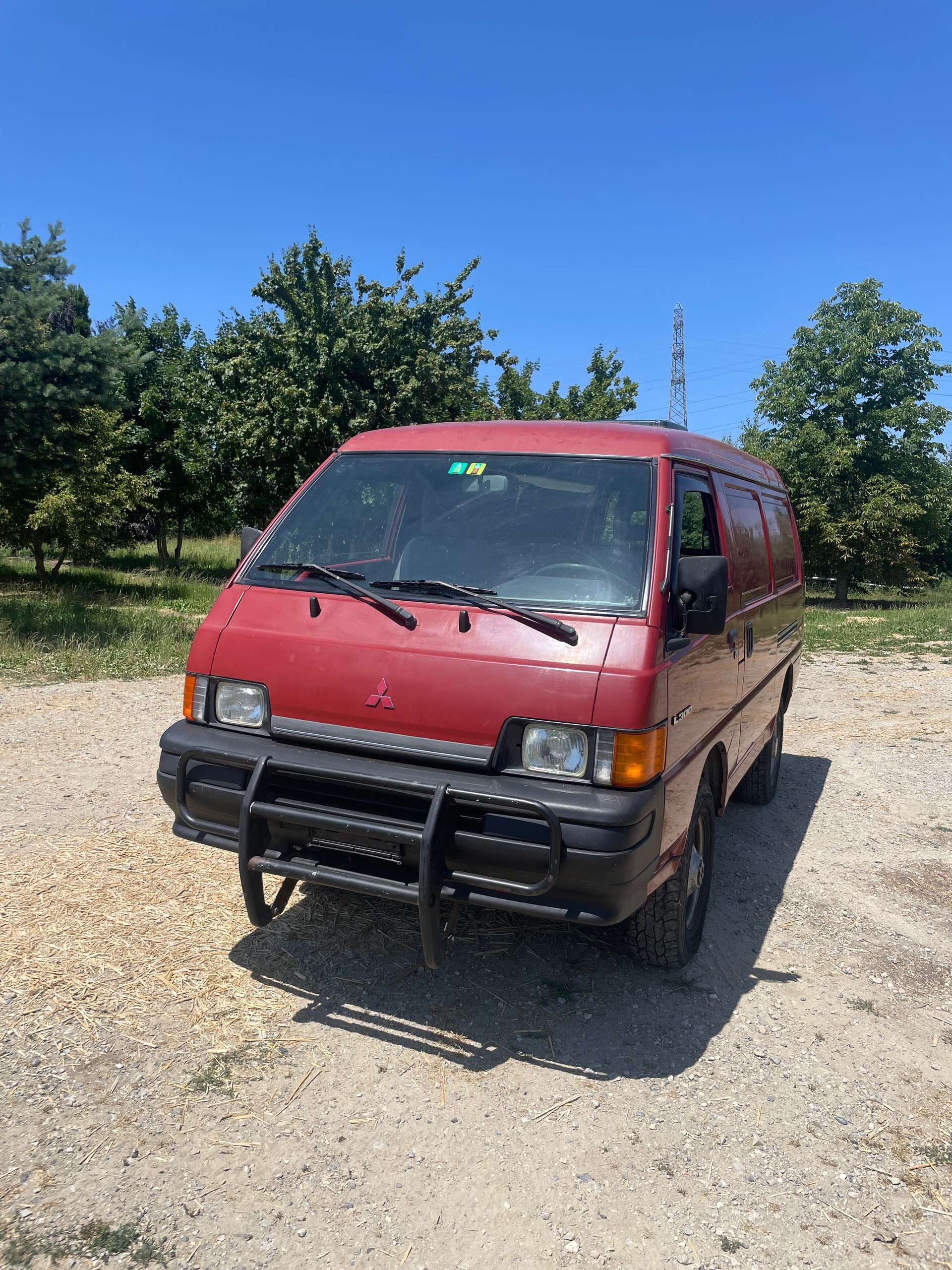 MITSUBISHI 4*4 L TD-image-0