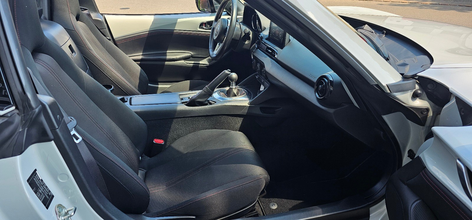 MAZDA MX-5 RF 1.5 Ambition-image-14