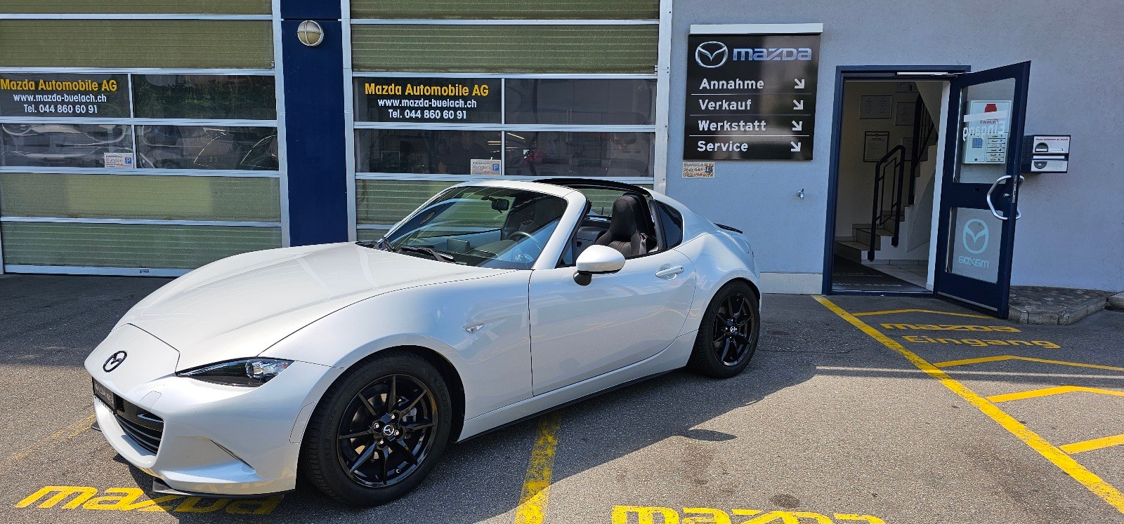 MAZDA MX-5 RF 1.5 Ambition-image-1