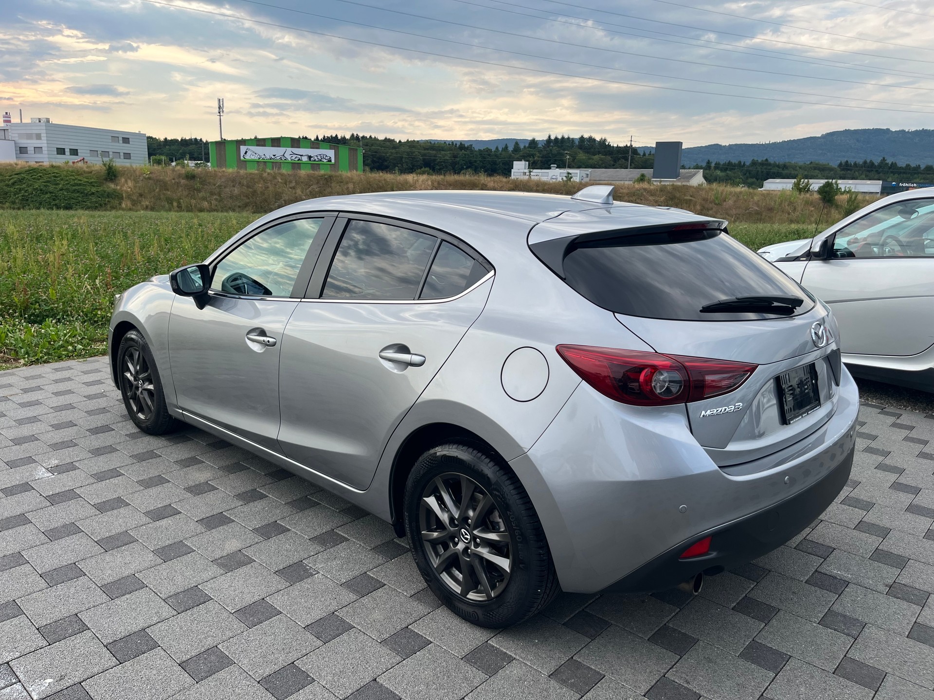 MAZDA 3 2.0 16V Ambition-image-6