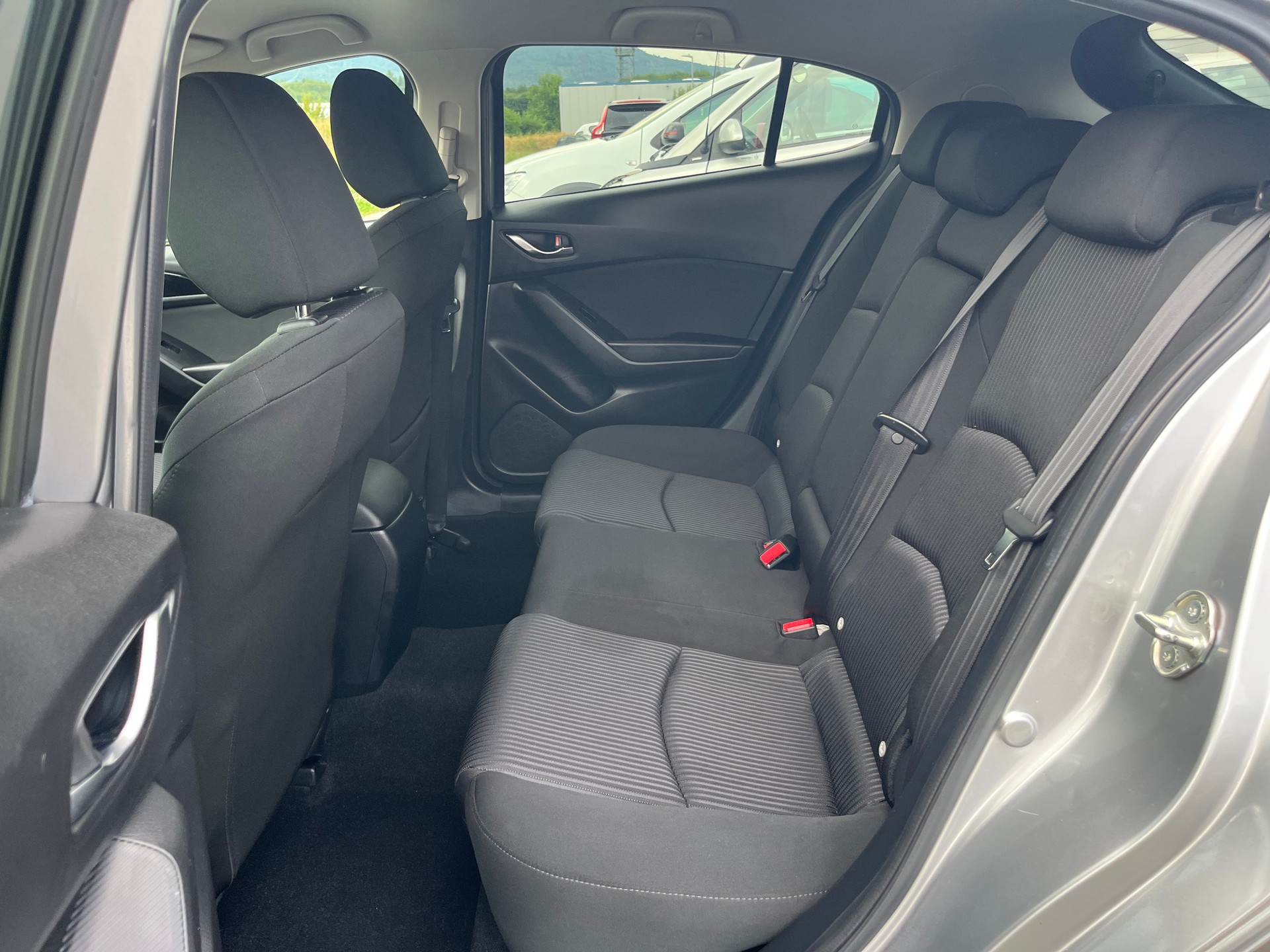 MAZDA 3 2.0 16V Ambition-image-13