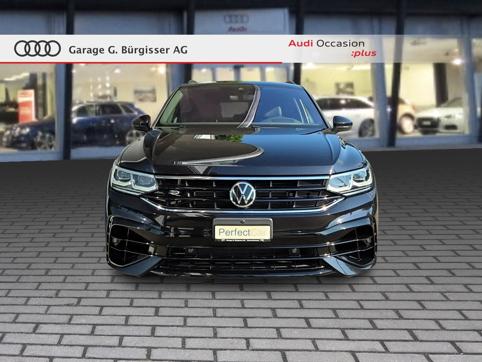 VW Tiguan 2.0TSI R 4Motion DSG Deepblack Perleffekt-image-1