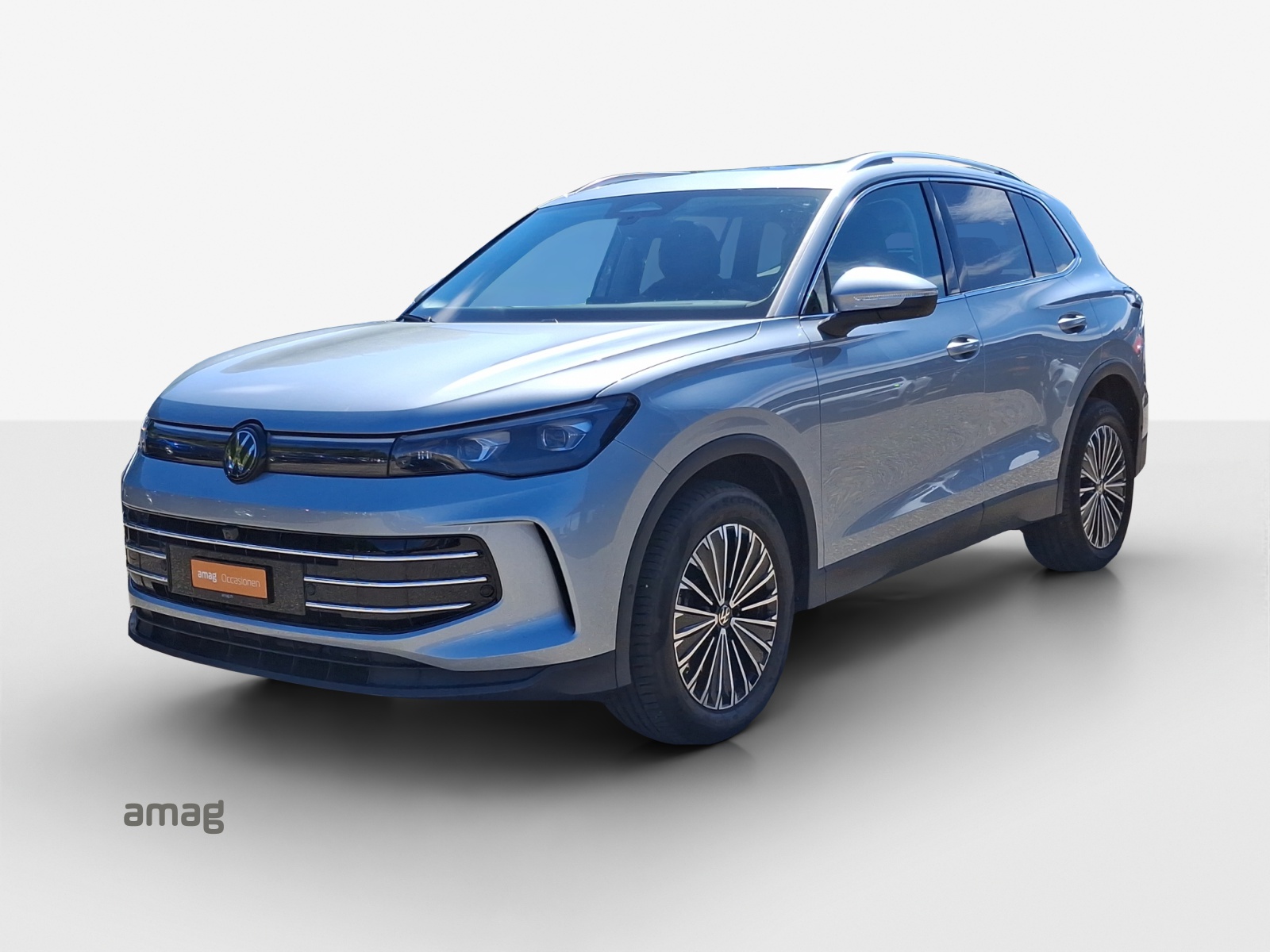 VW Tiguan 2.0 TSI DSG Elegance 4Motion-image-0
