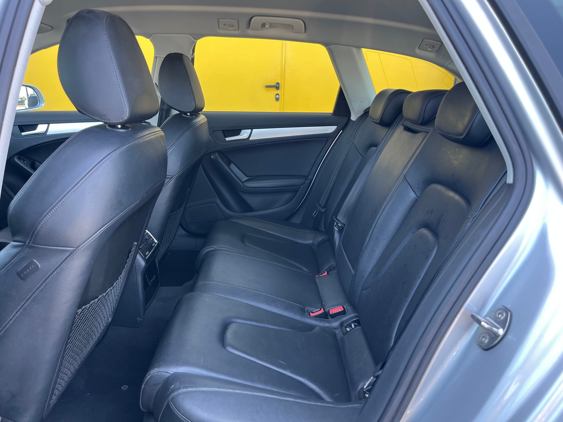 AUDI A4 Avant 2.0 TFSI quattro-image-7