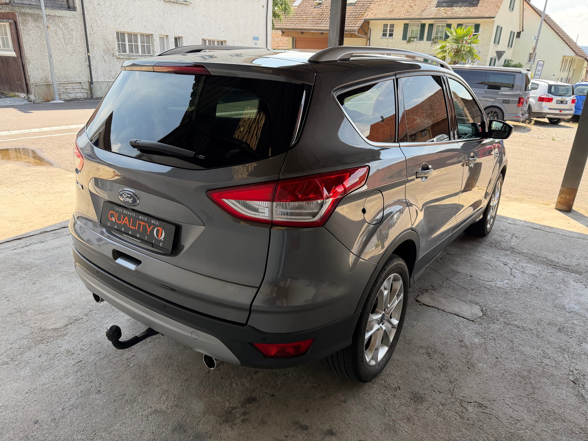 FORD Kuga 2.0 TDCi Titanium 4WD PowerShift-image-3
