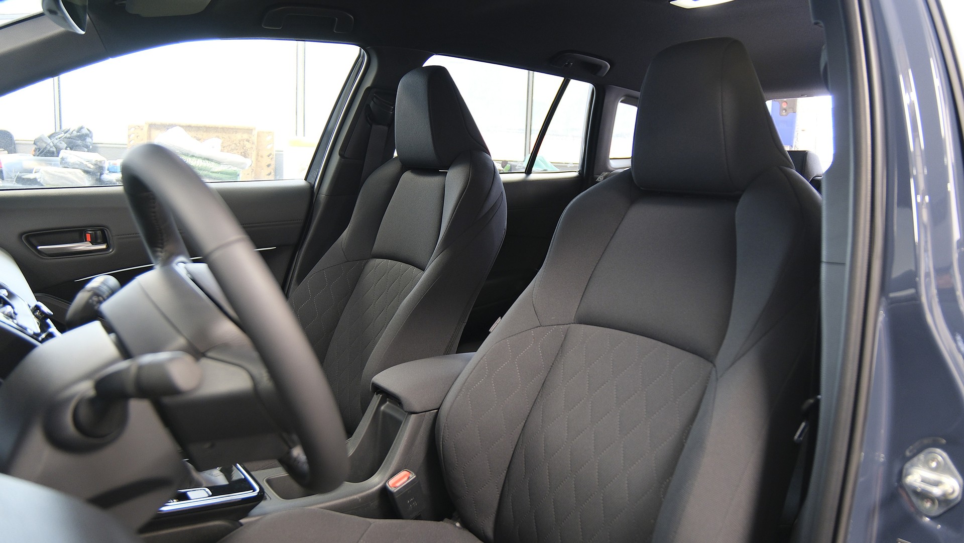 TOYOTA Corolla Cross 2.0 Trend e-CVT-image-4