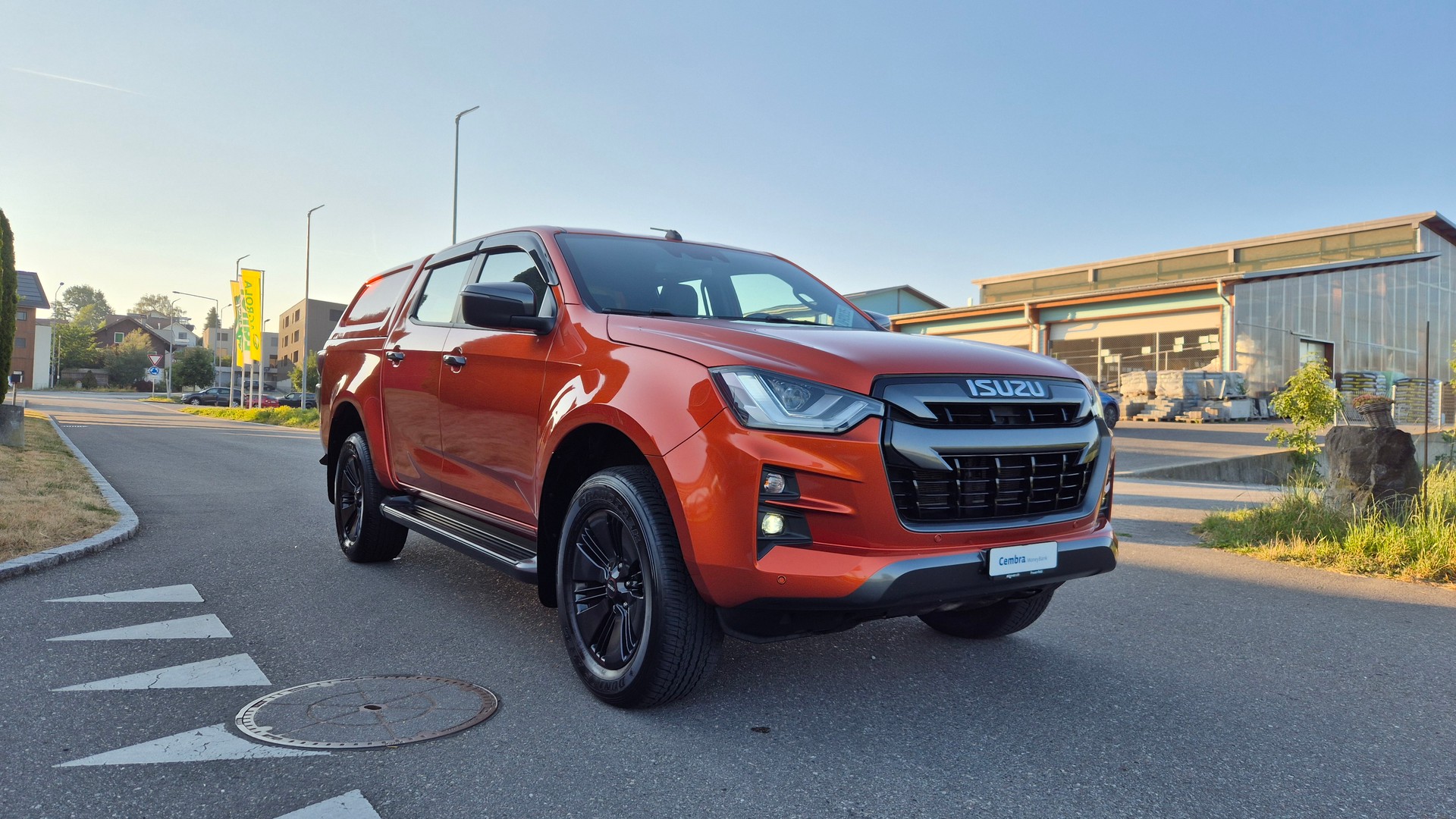 ISUZU D-MAX 1.9 SpaceCab N60FF 4x4 AT-image-5