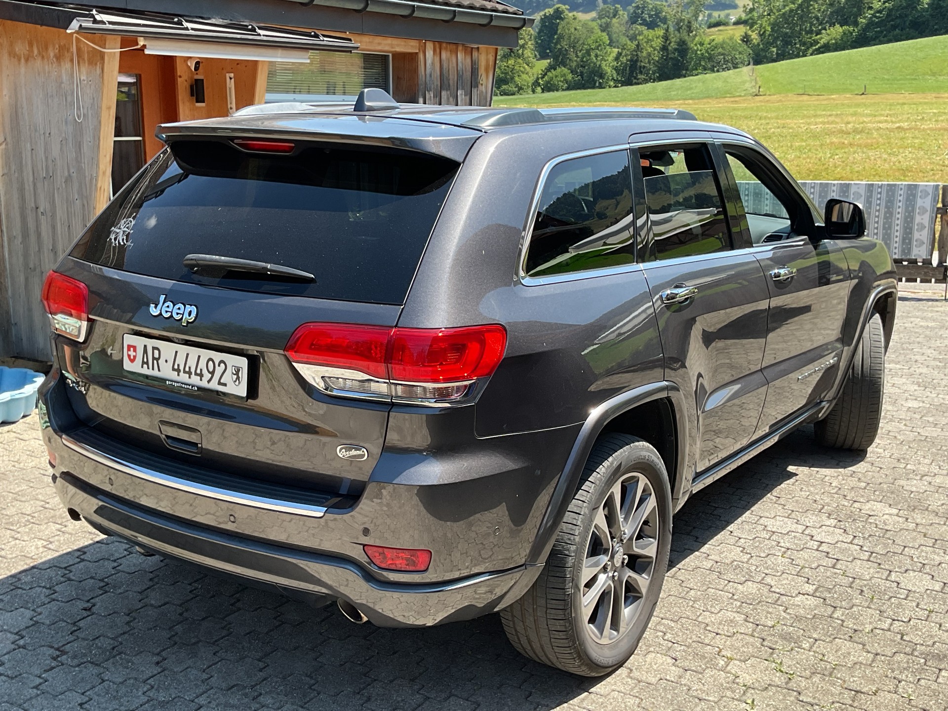 JEEP 3.0 CRD 250 Overland-image-2