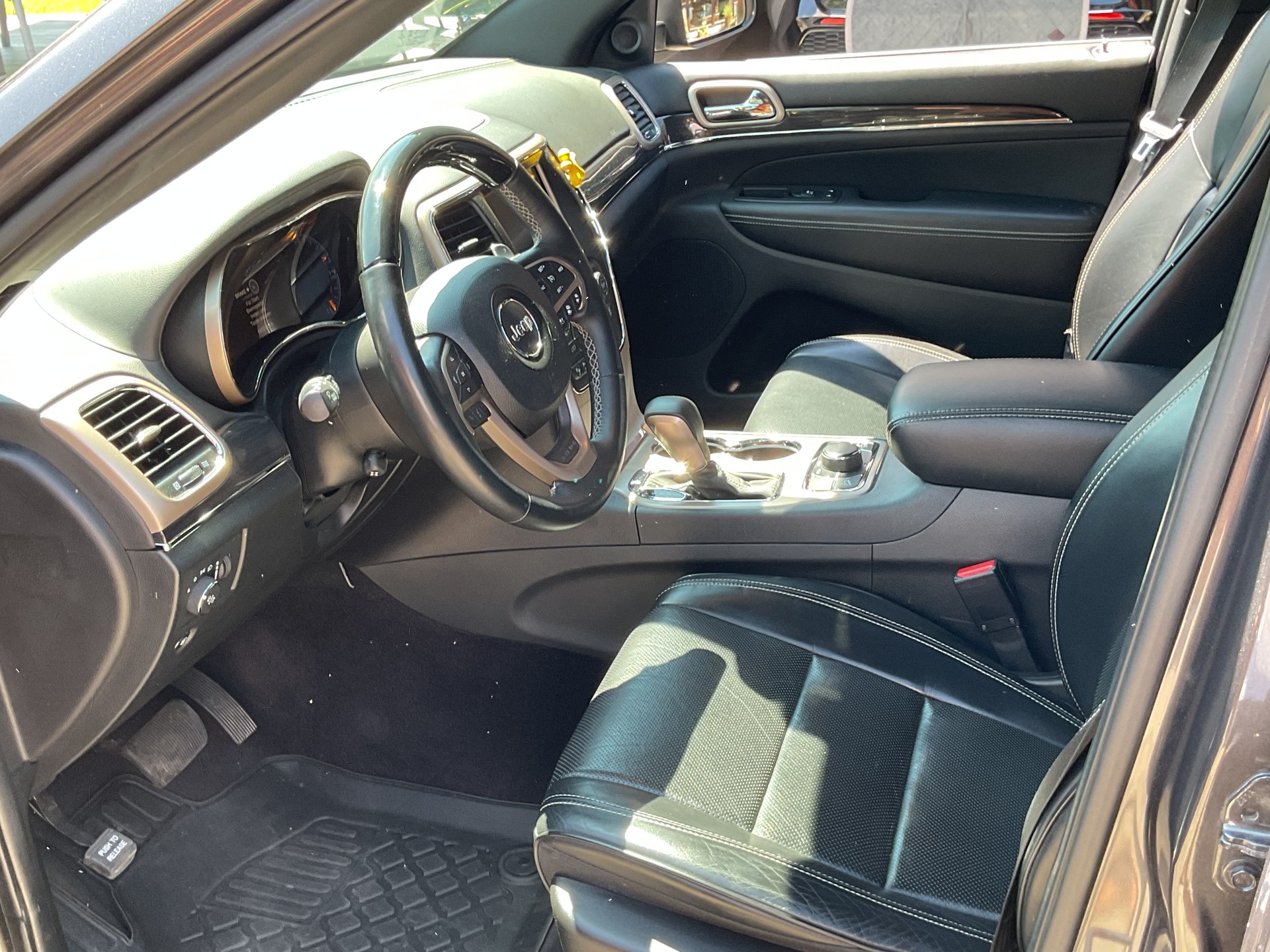 JEEP 3.0 CRD 250 Overland-image-4