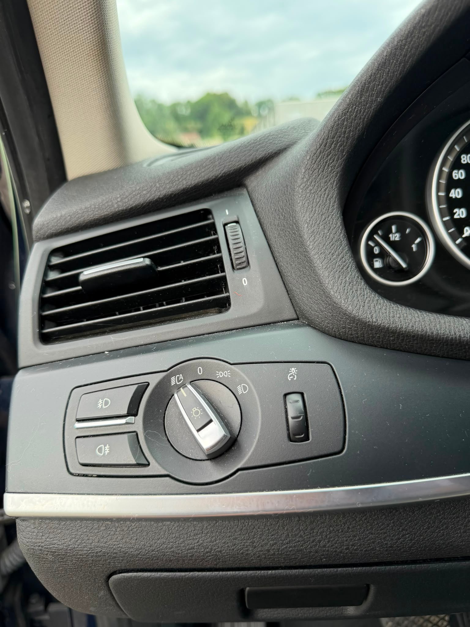 BMW X3 xDrive 35i Steptronic-image-12