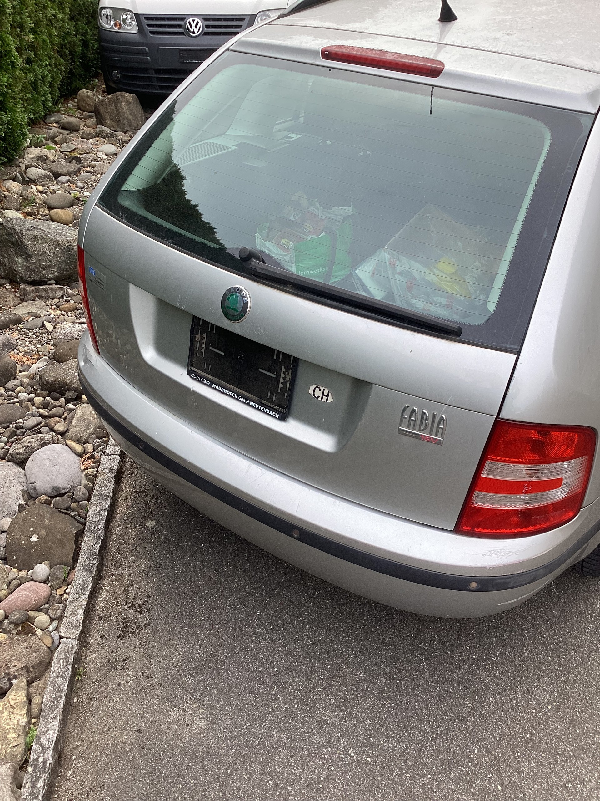 SKODA 1.4 16V 101 Elegance-image-2