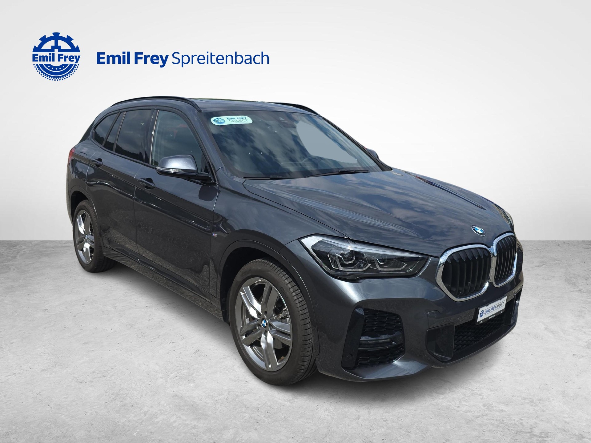BMW X1 18d xDrive-image-6