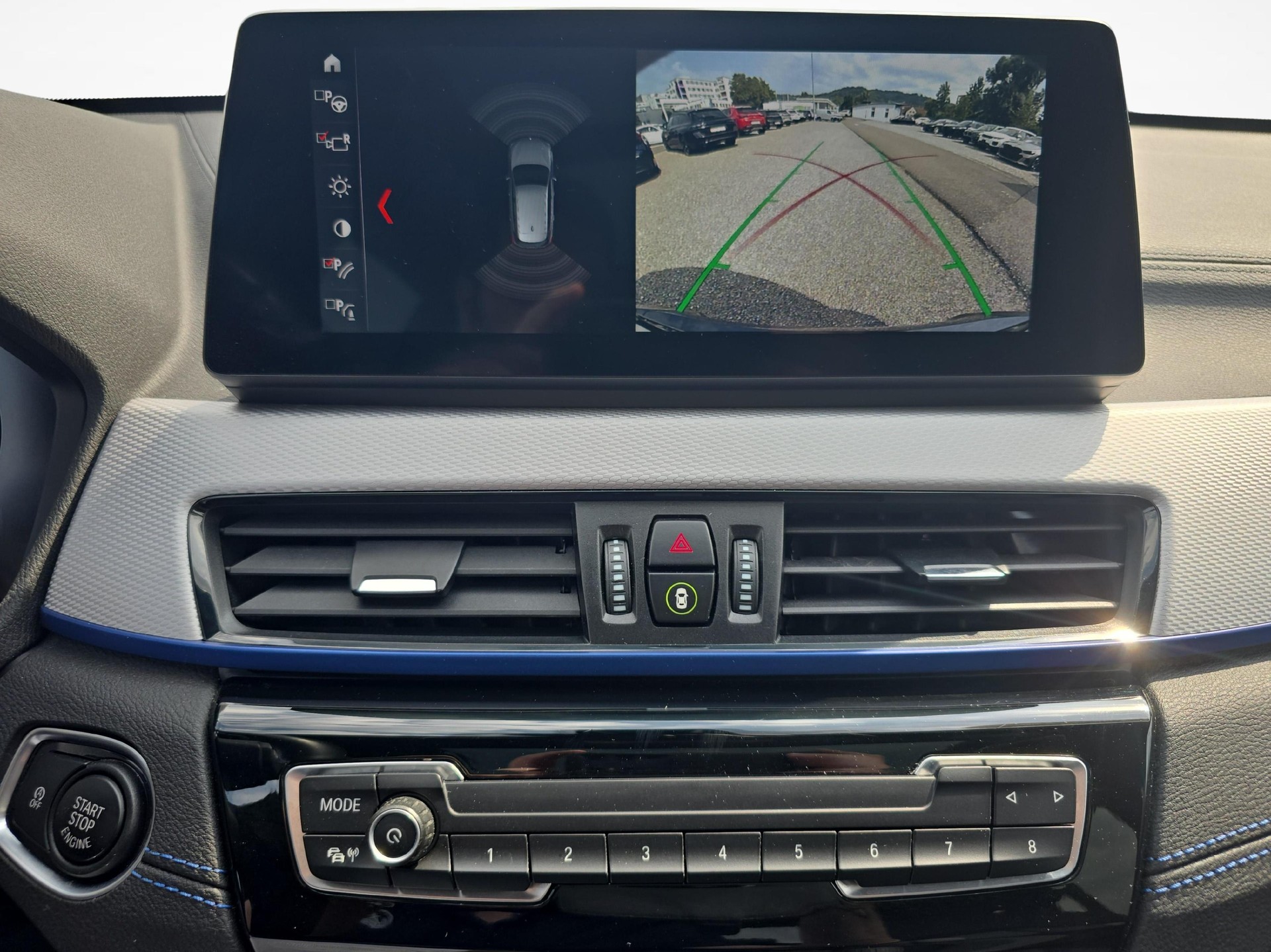 BMW X1 18d xDrive-image-13