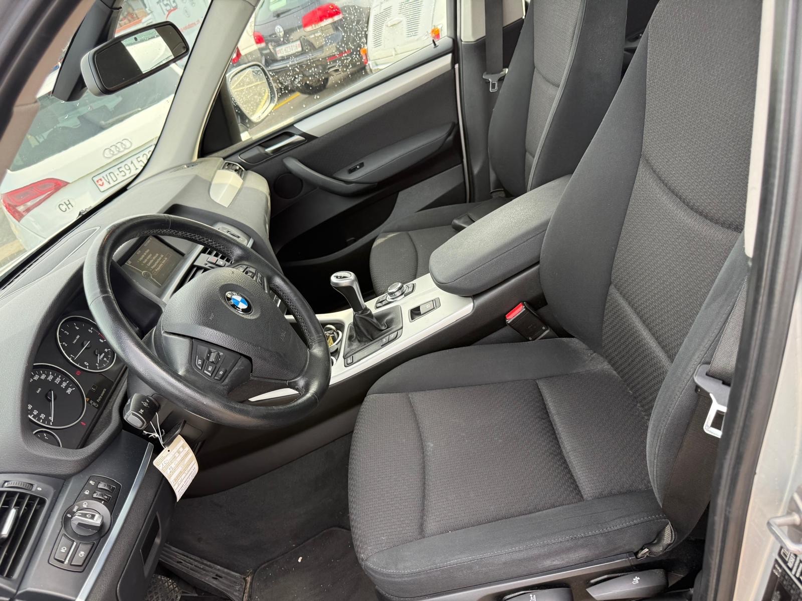 BMW X3 xDrive 20d-image-9