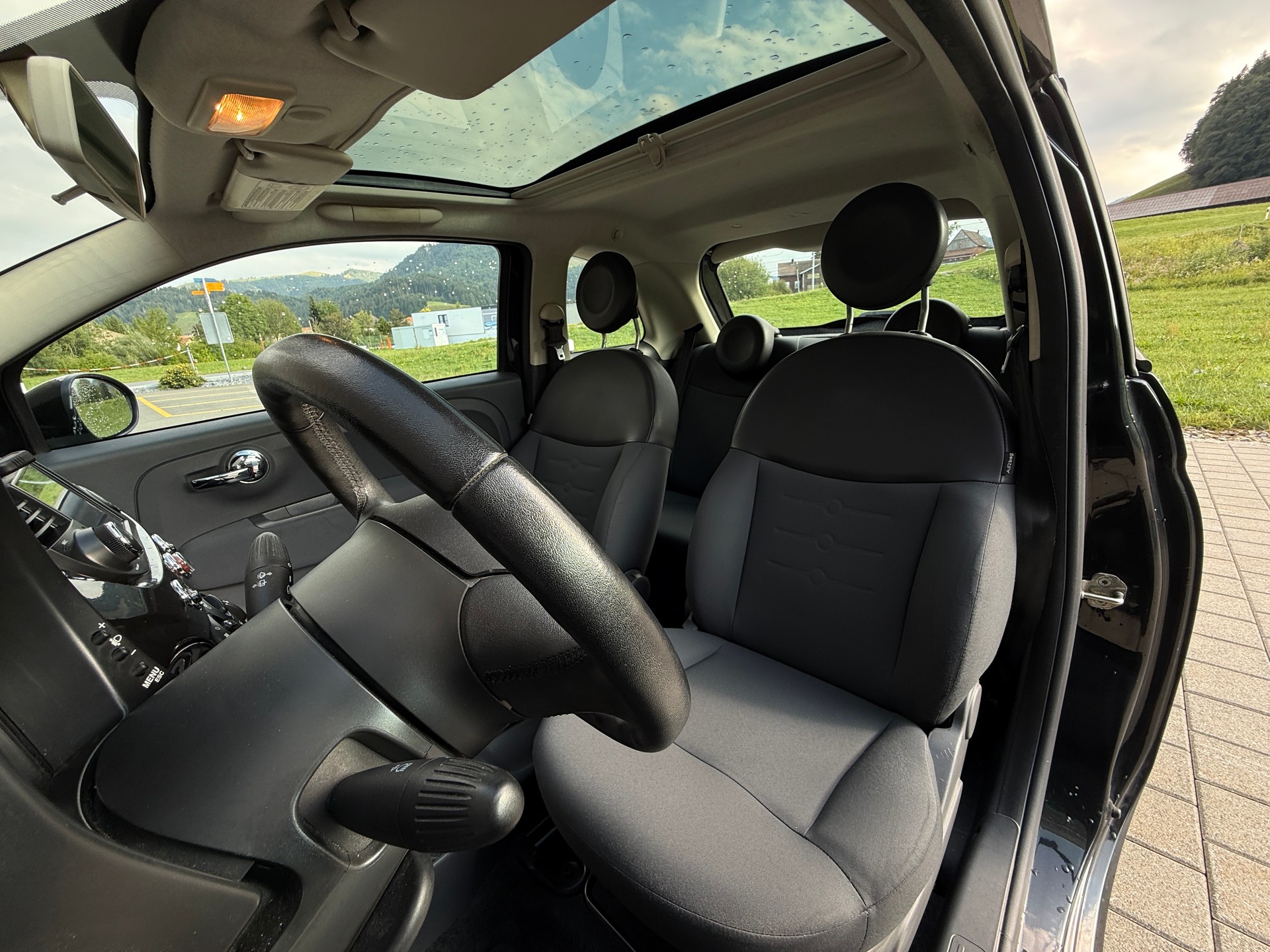 FIAT 500 1.2 Lounge-image-8