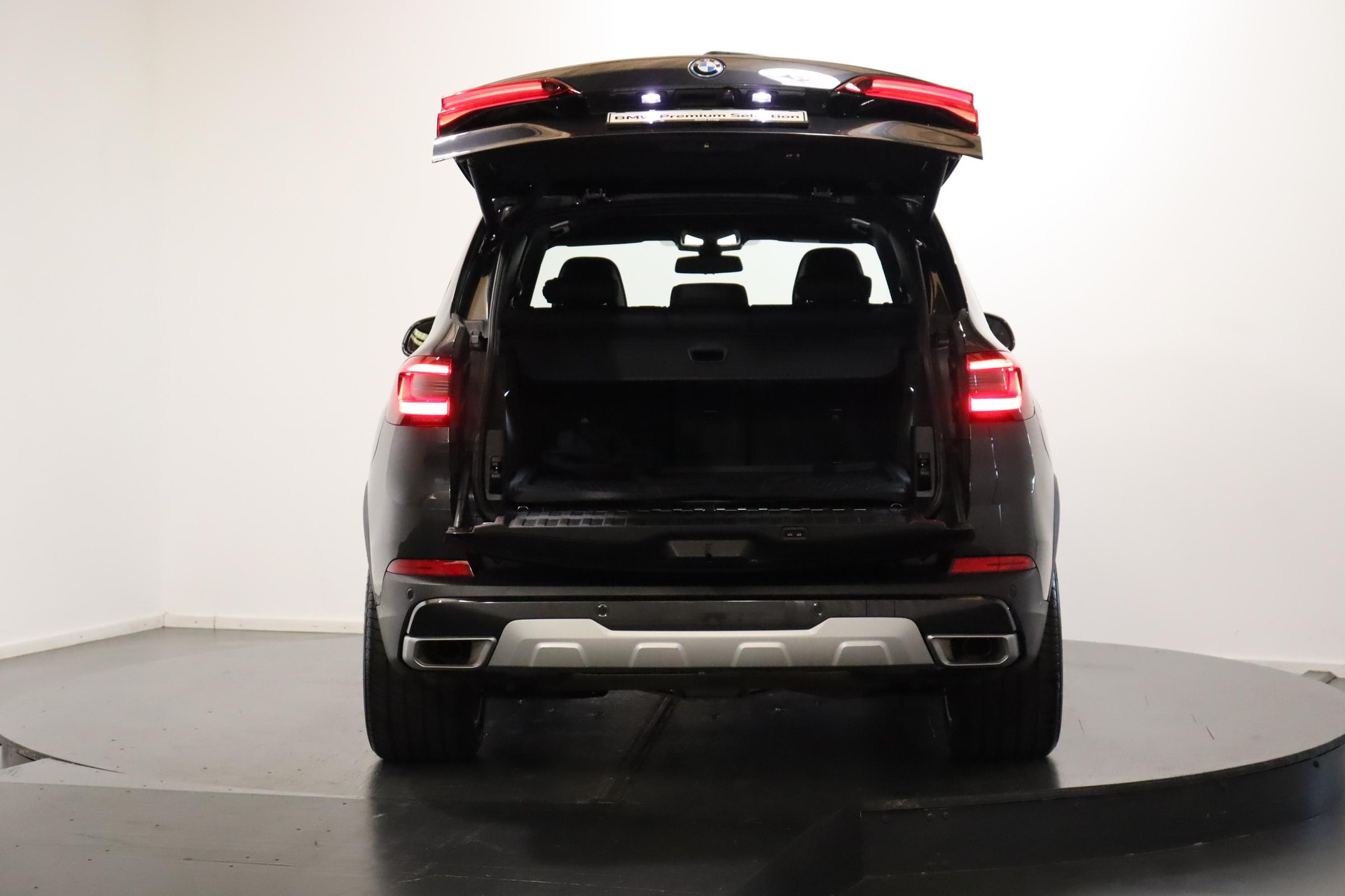 BMW X5 45e xDrive SAG-image-11