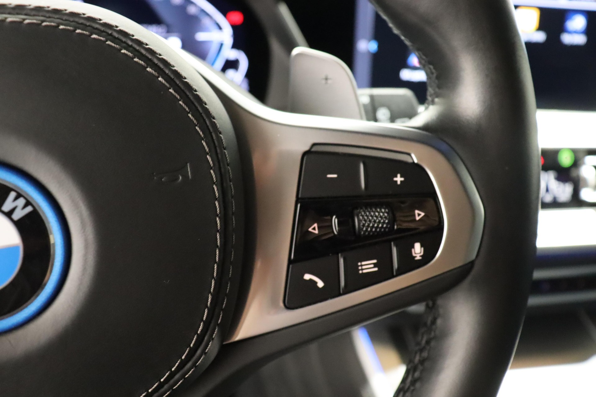 BMW X5 45e xDrive SAG-image-8