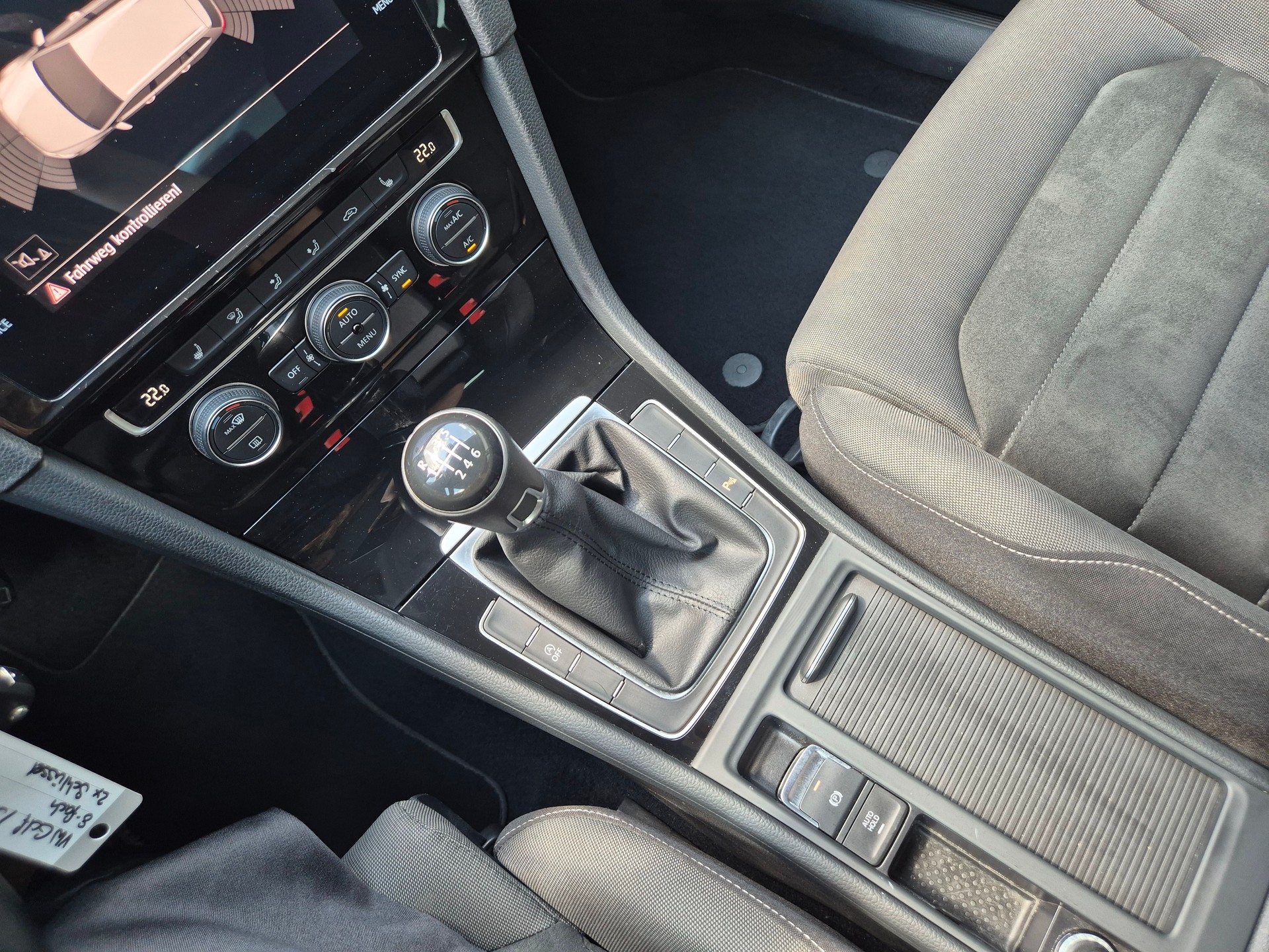 VW Golf Variant 1.4 TSI Comfortline-image-23