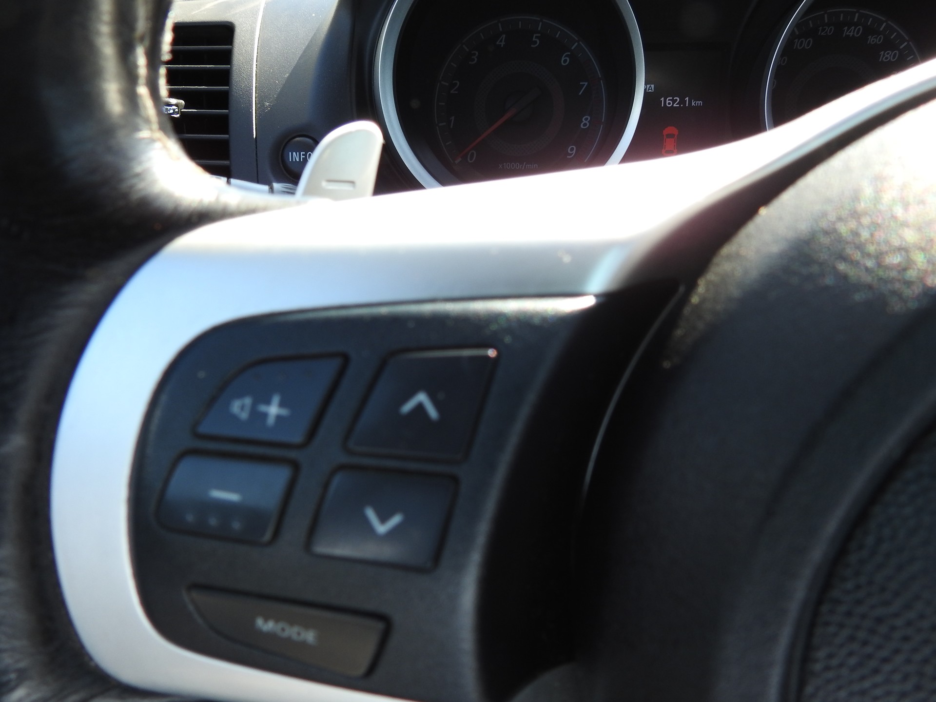MITSUBISHI Lancer Sportback 2.0 Ralliart S 4WD TC-SST-image-25