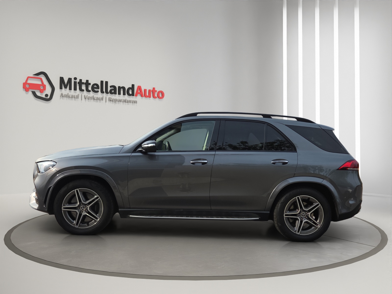 MERCEDES-BENZ GLE 450 4Matic AMG Line 9G-Tronic-image-4