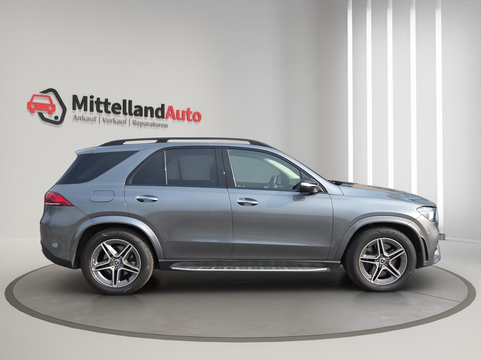 MERCEDES-BENZ GLE 450 4Matic AMG Line 9G-Tronic-image-3