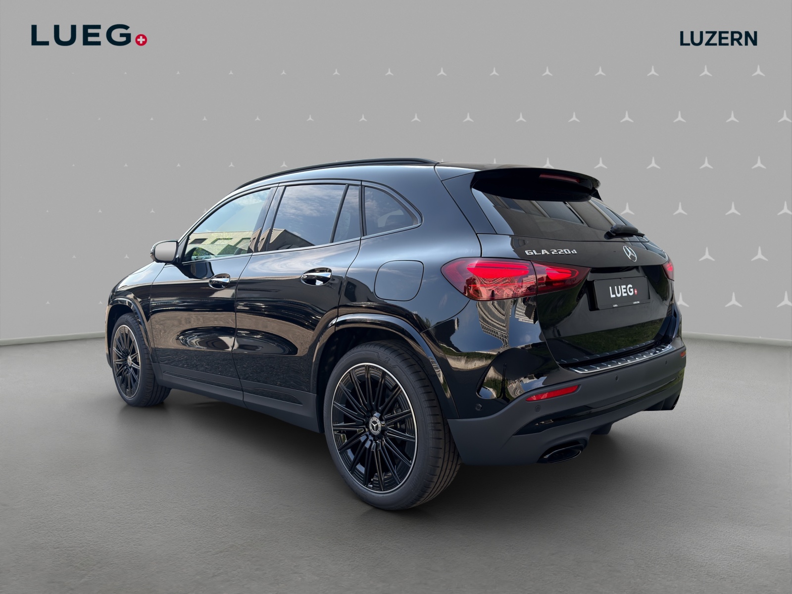 MERCEDES-BENZ GLA 220d 4Matic 8G-DCTSwiss Star-image-2
