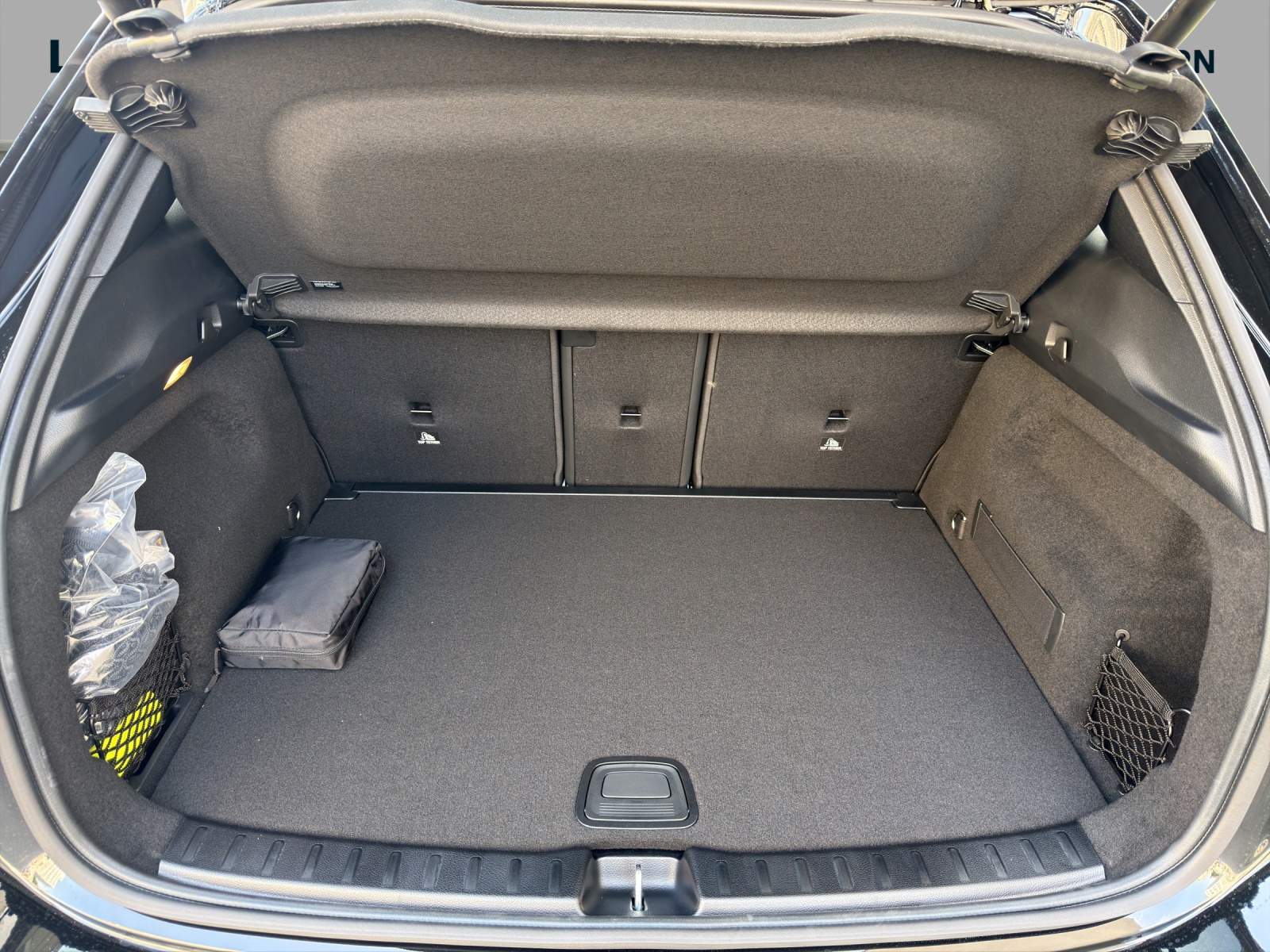MERCEDES-BENZ GLA 220d 4Matic 8G-DCTSwiss Star-image-14