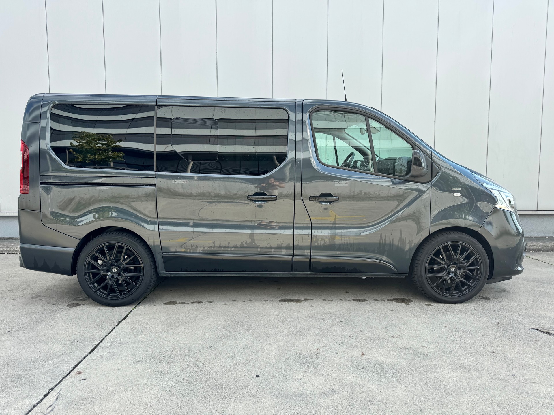 RENAULT 2.0 dCi Blue 170 Signature-image-1