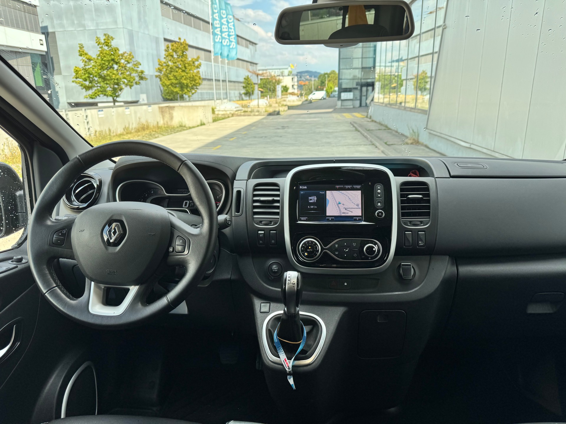 RENAULT 2.0 dCi Blue 170 Signature-image-7