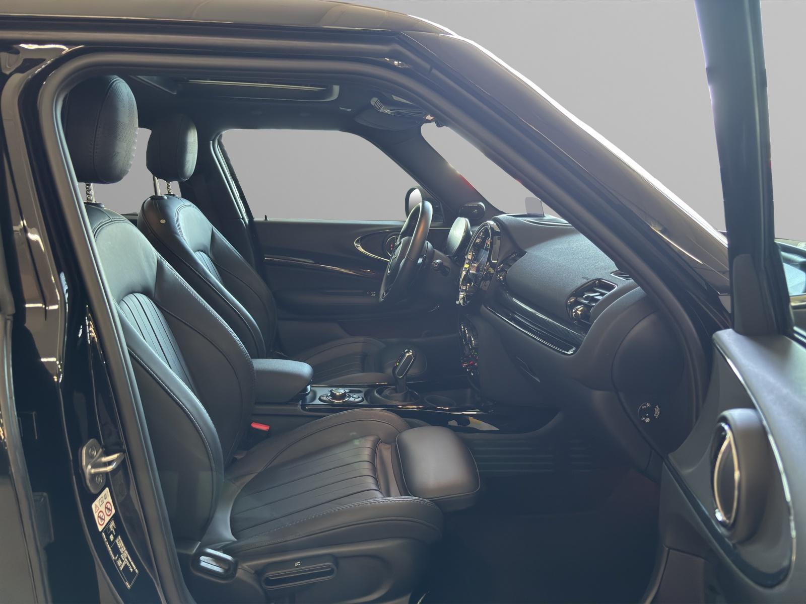MINI Clubman F54 2.0i John Cooper Works ALL4-image-19