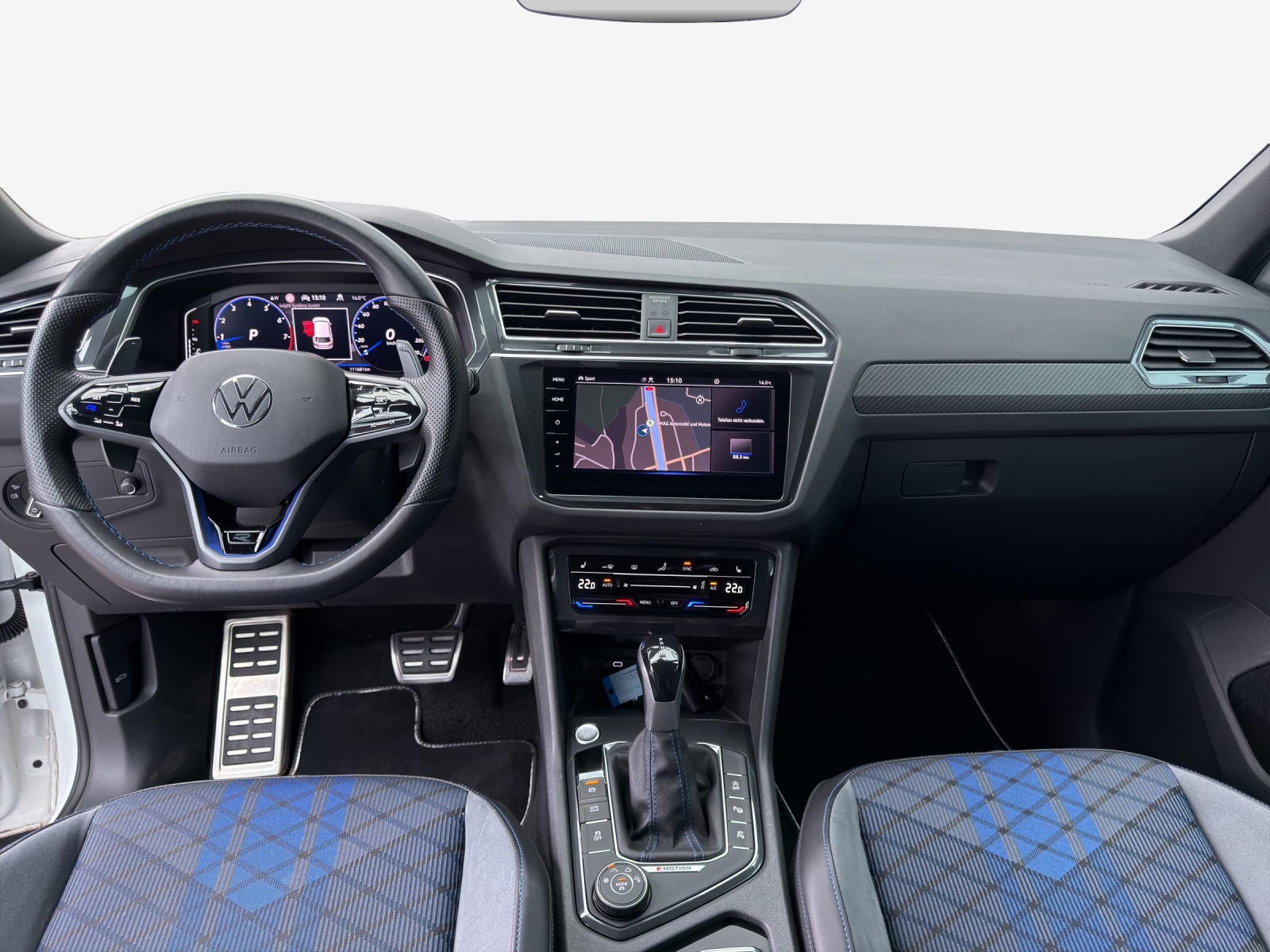 VW Tiguan 2.0TSI R 4Motion DSG-image-8