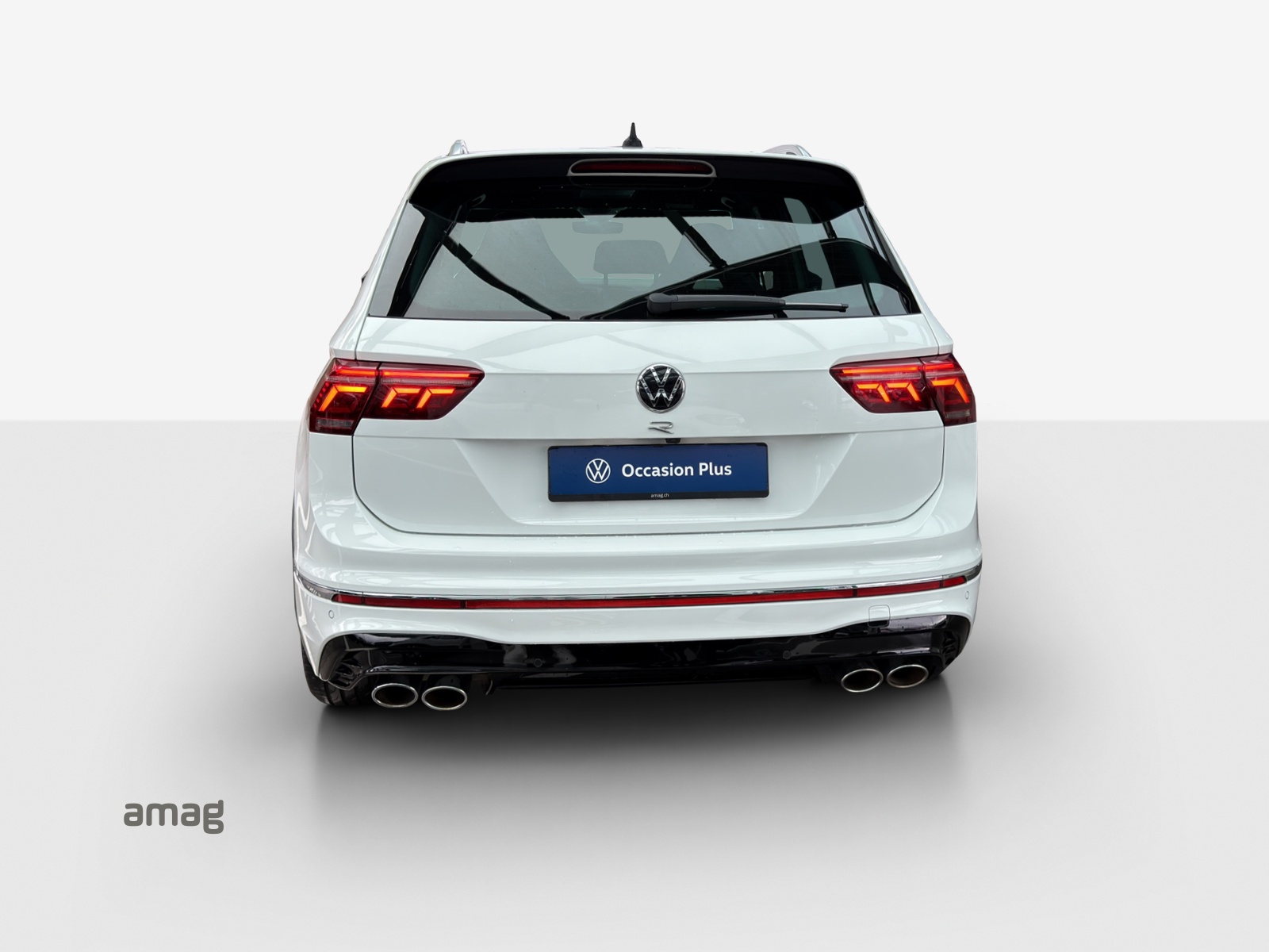 VW Tiguan 2.0TSI R 4Motion DSG-image-3