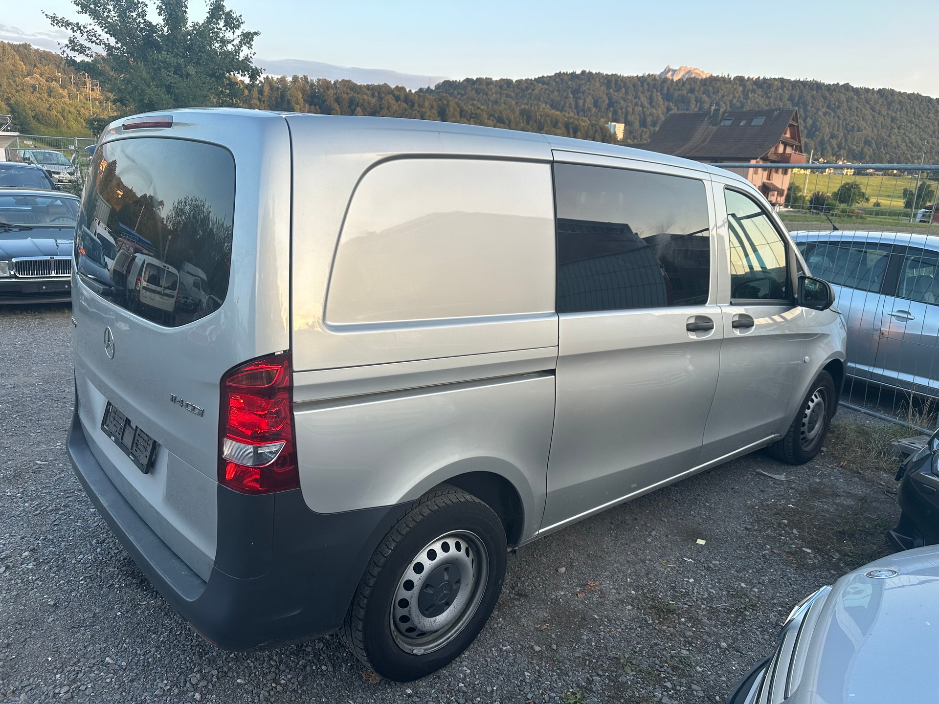 MERCEDES-BENZ Vito 114 CDI Extralang 9G-Tronic Pro-image-3