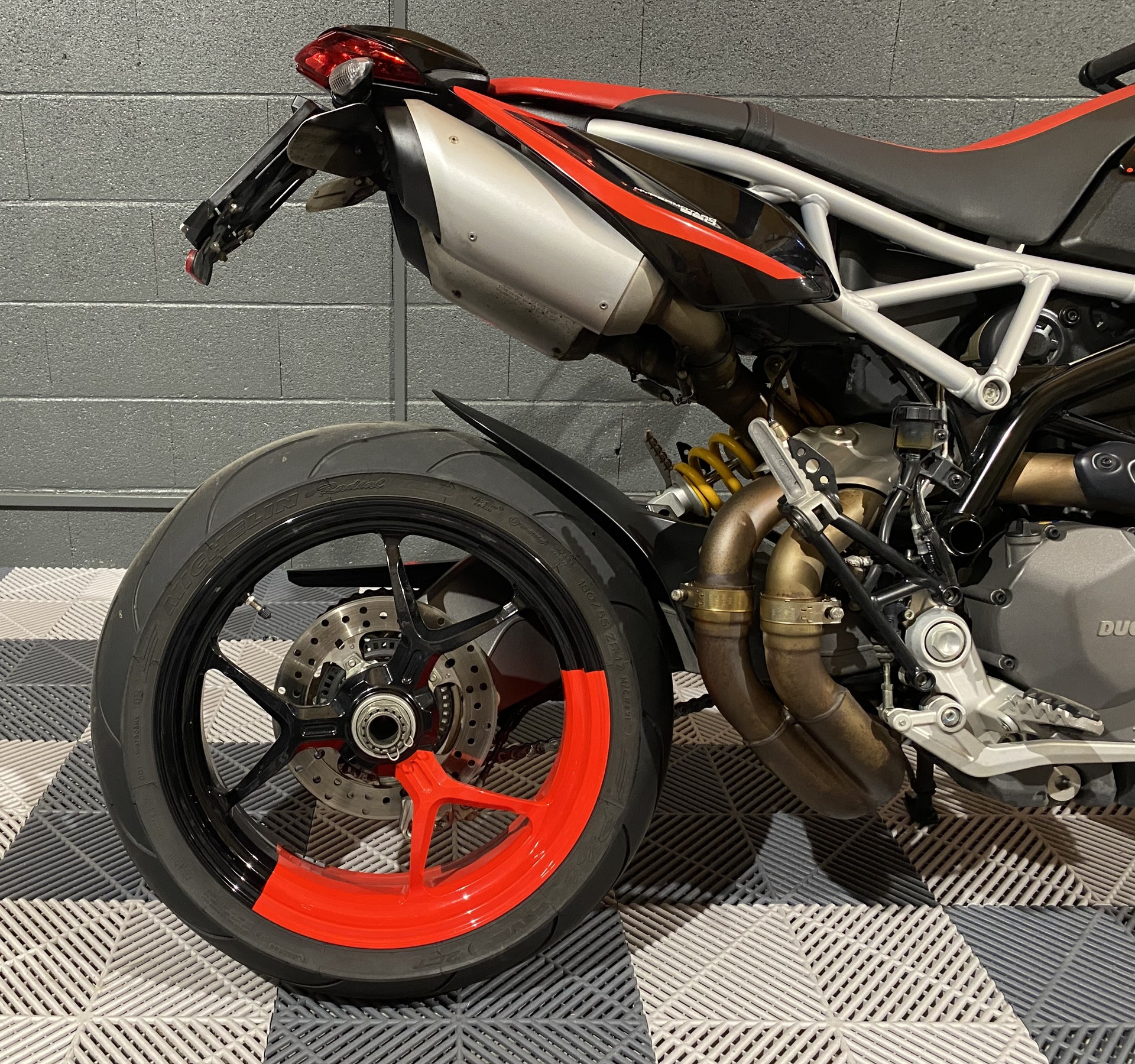 DUCATI Hypermotard 950 RVE-image-4