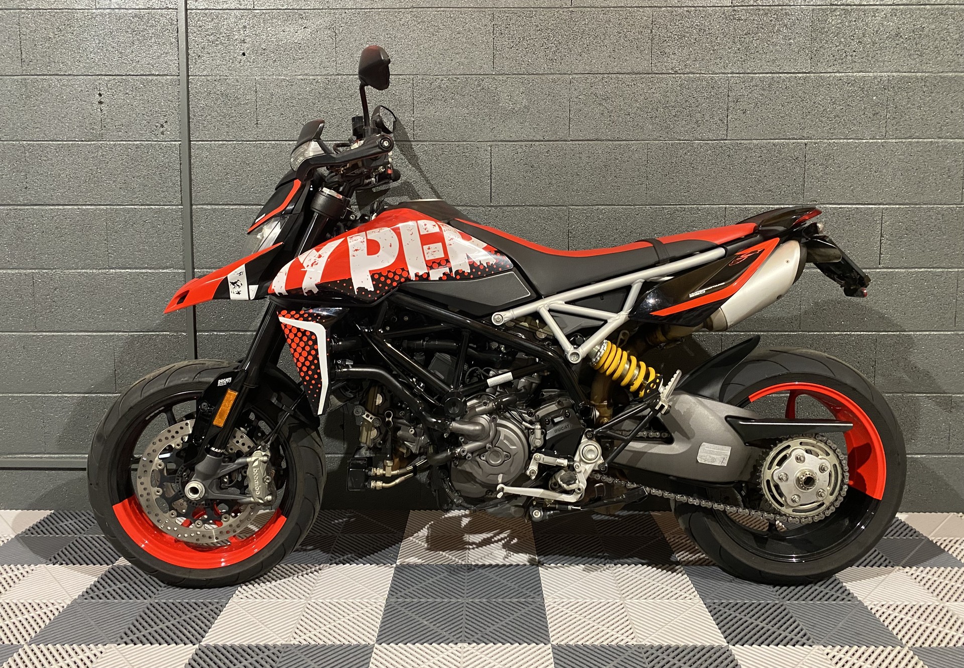 DUCATI Hypermotard 950 RVE-image-9