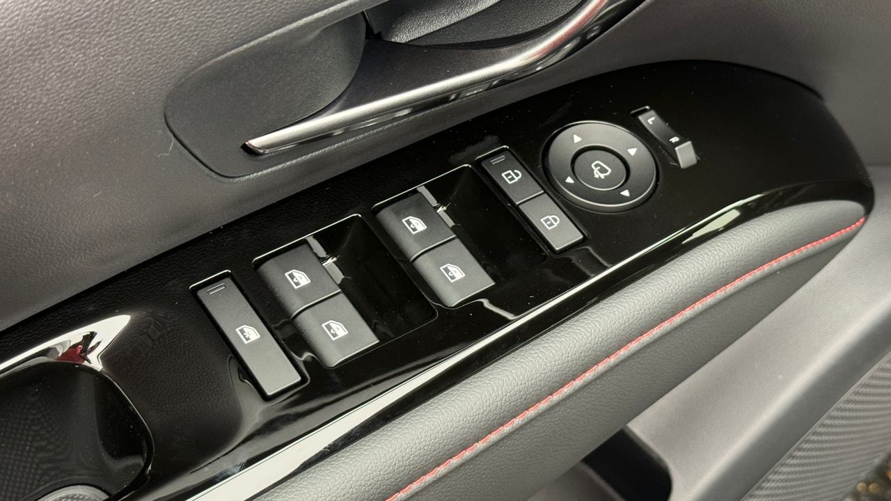 HYUNDAI Tucson 1.6 TGDI HEV N-Line 4WD-image-8