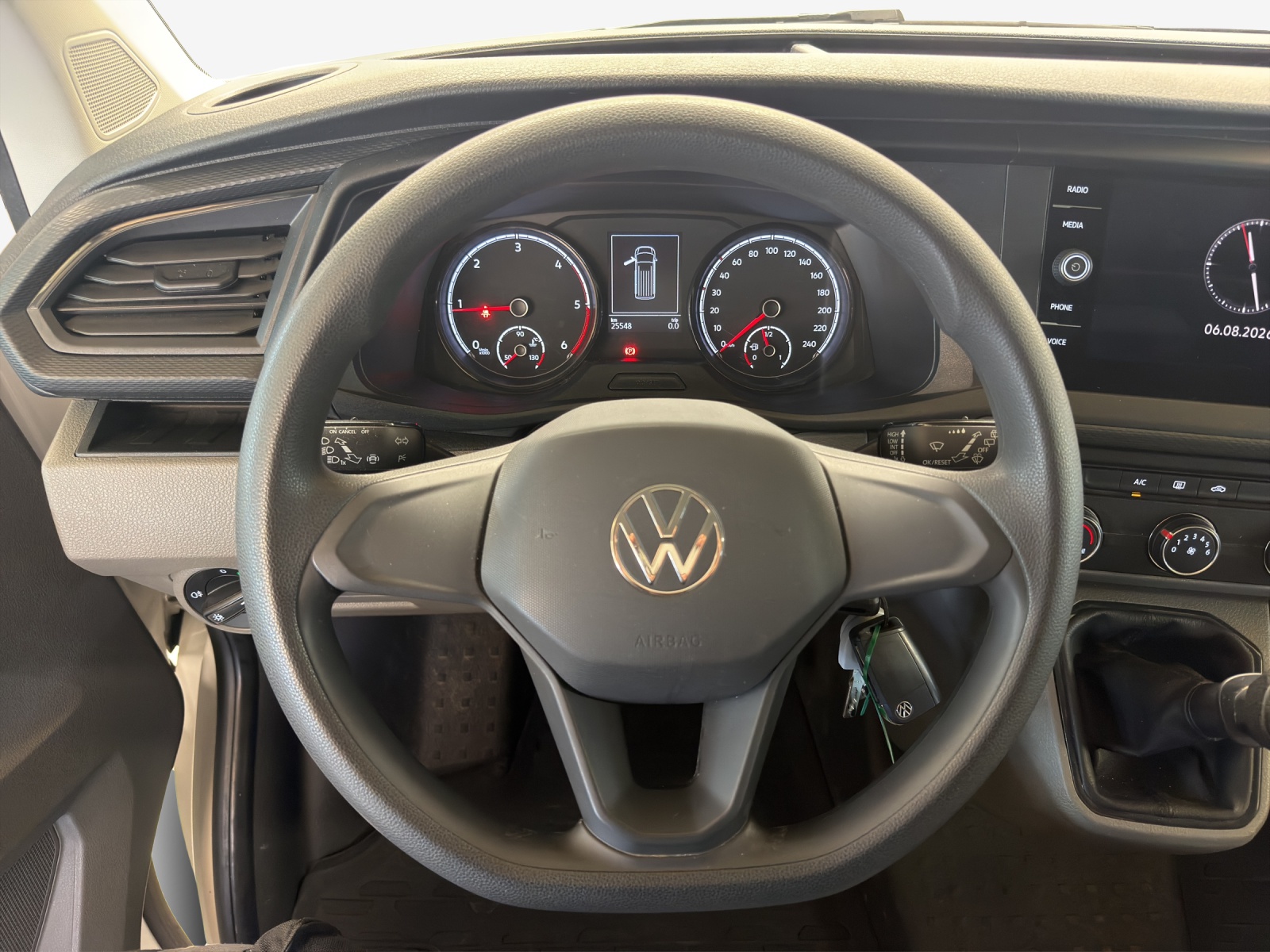 VW T6.1 2.0 TDI-image-9