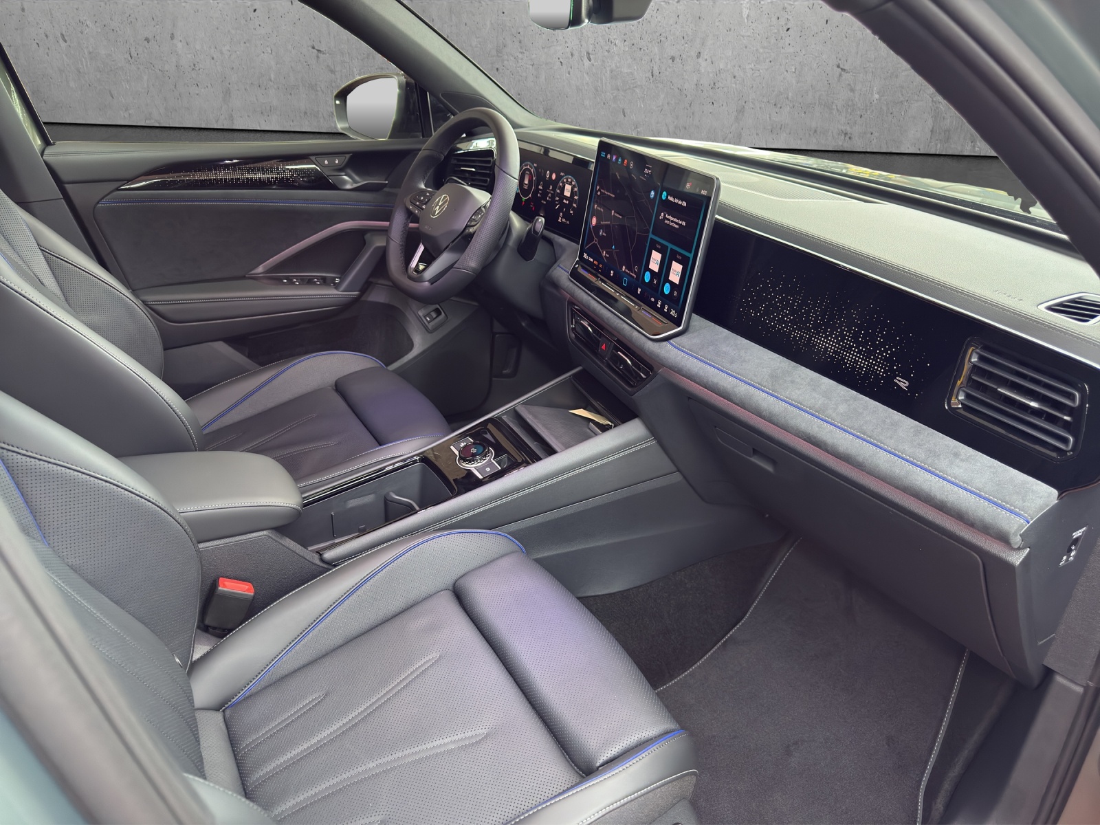 VW Tiguan 2.0 TSI DSG R-Line United 4Motion-image-7