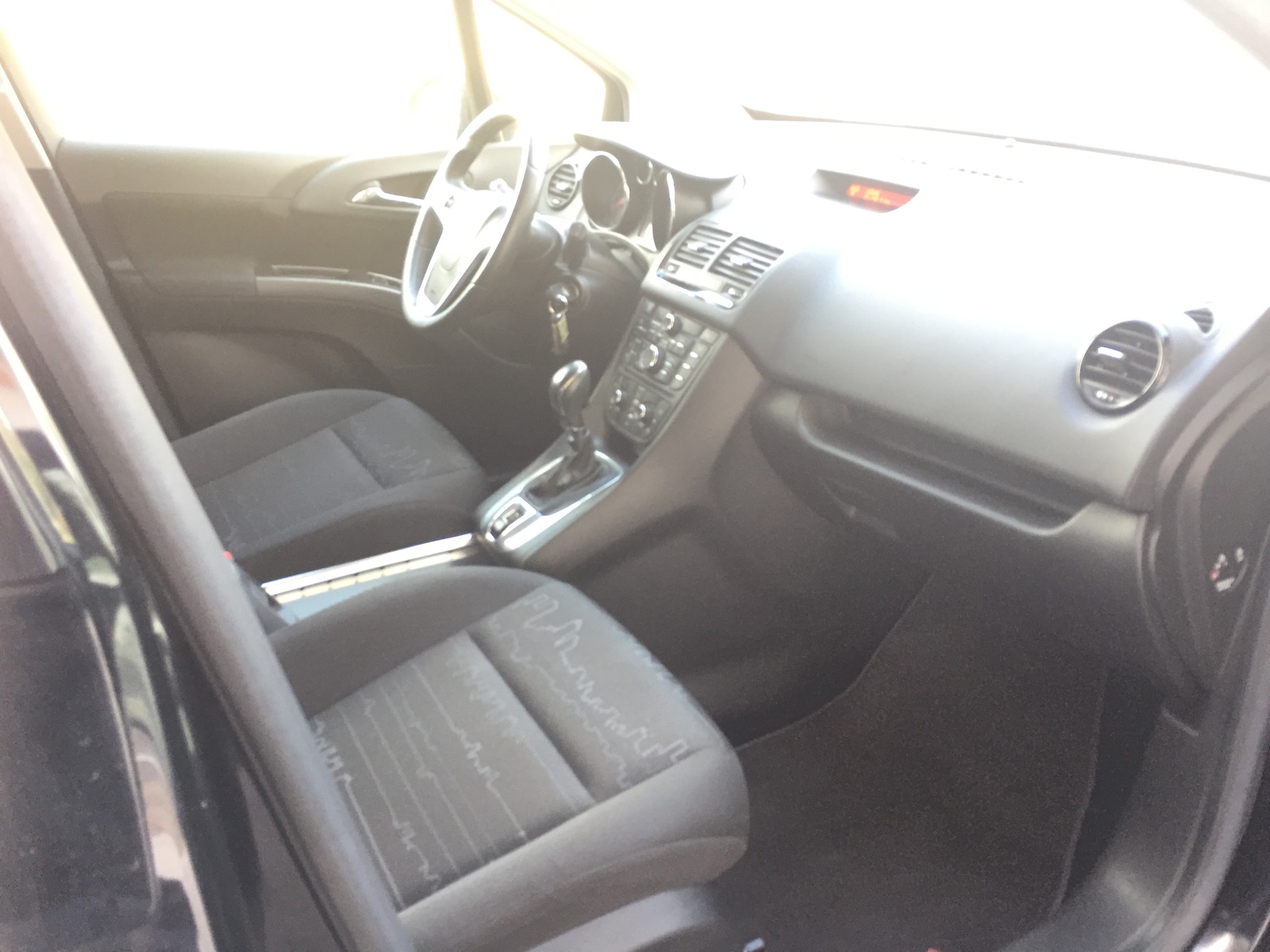 OPEL Meriva 1.7 CDTi Enjoy Automatic-image-9