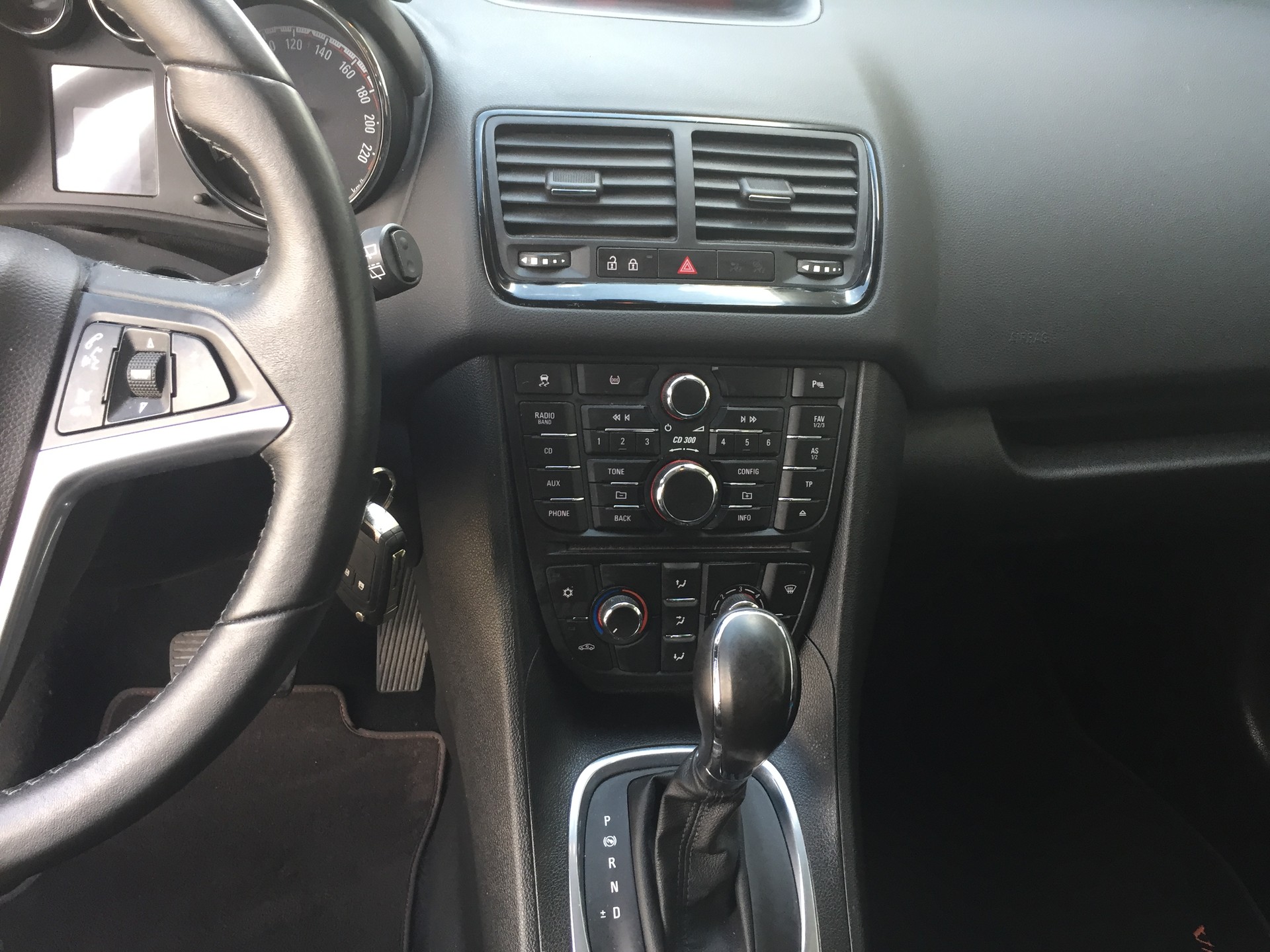 OPEL Meriva 1.7 CDTi Enjoy Automatic-image-13