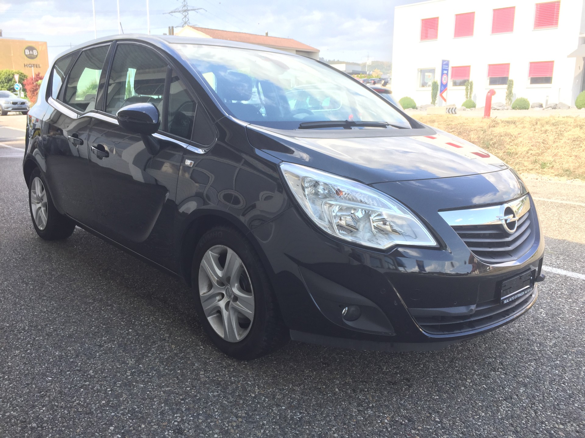OPEL Meriva 1.7 CDTi Enjoy Automatic-image-1