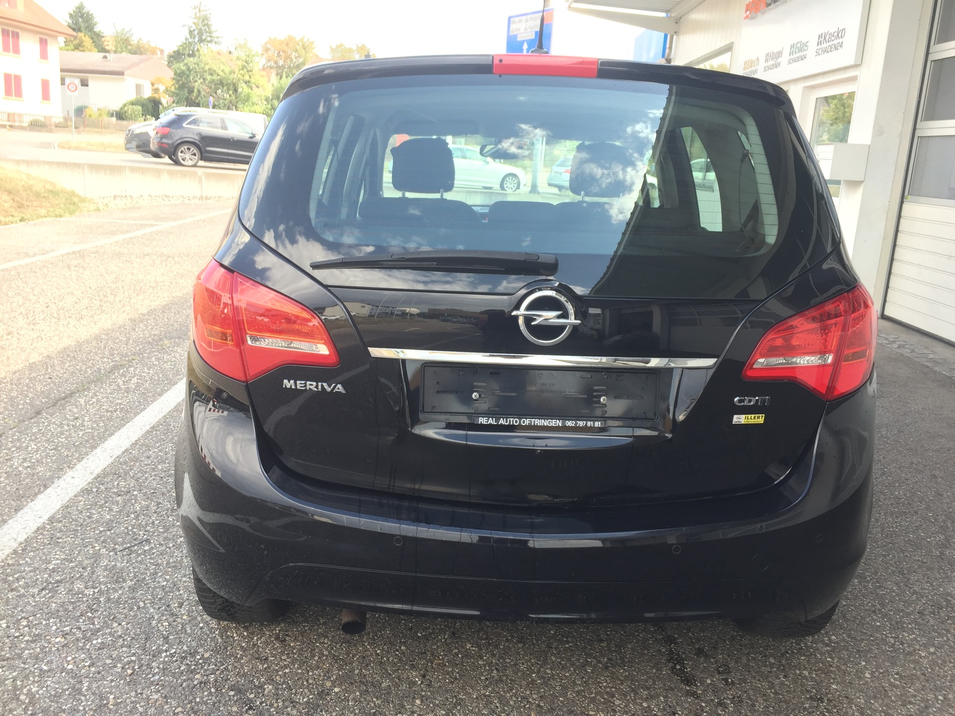 OPEL Meriva 1.7 CDTi Enjoy Automatic-image-3