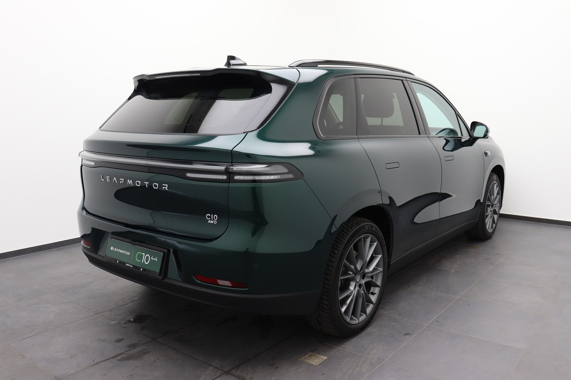 LEAPMOTOR C10 1.5 Hybrid EV-image-3