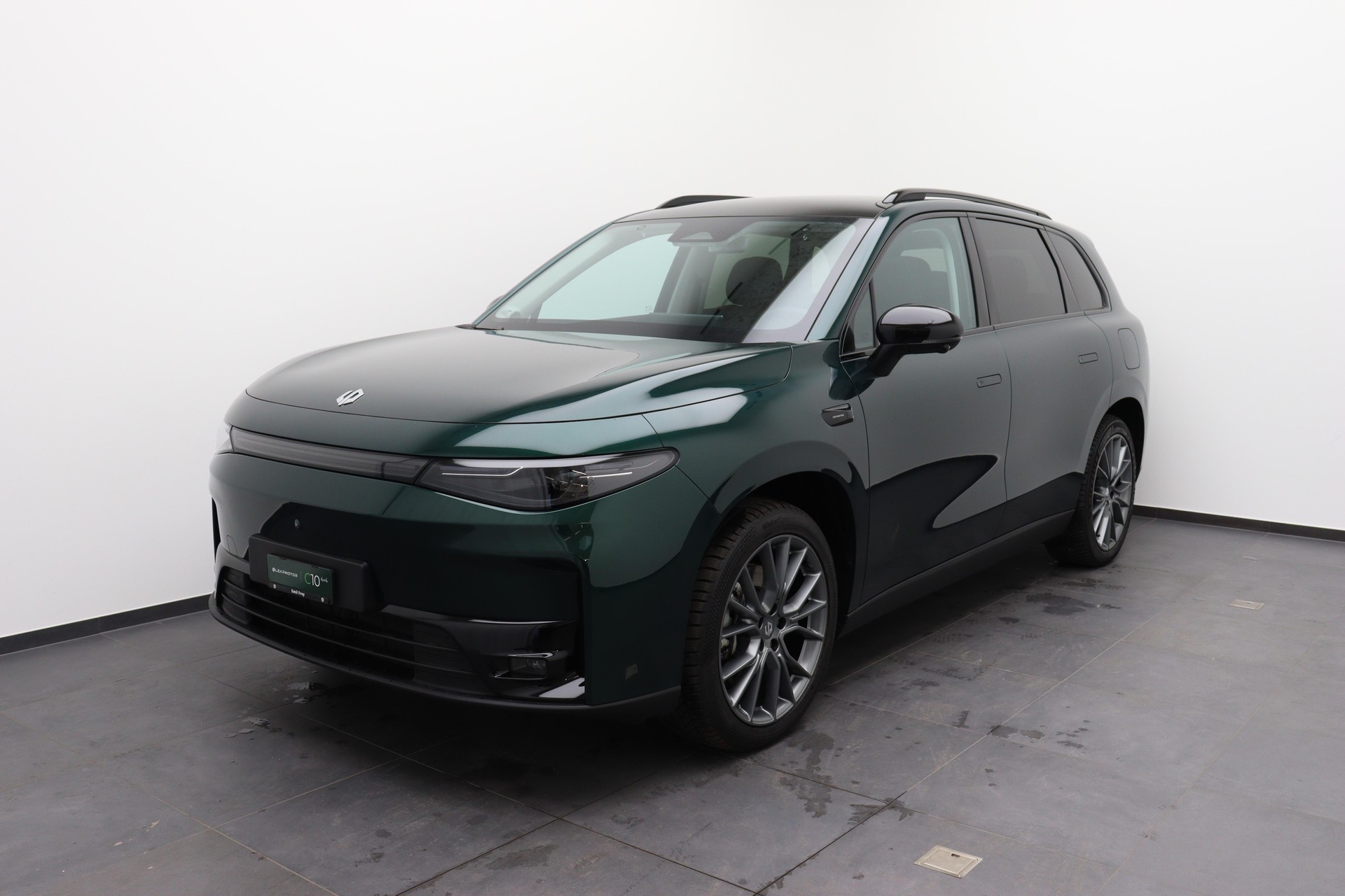 LEAPMOTOR C10 1.5 Hybrid EV-image-0